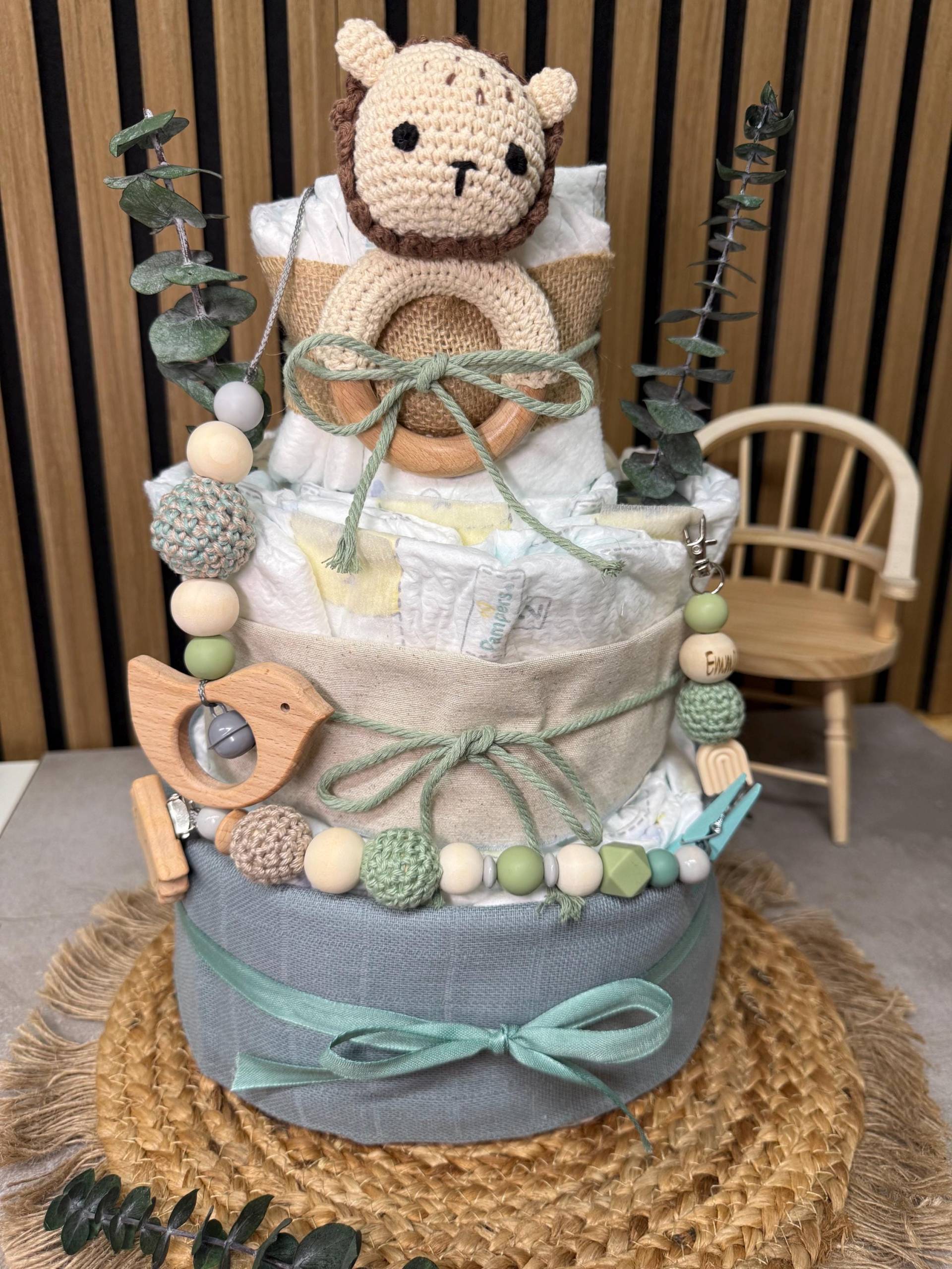 Windeltorte Löwe in Mintgrün Creme , Neutrale Babygeschenk, Für Mädchen, Junge, Handgemacht Und Personalisiert Mit Geschichte von Etsy - SmallLightsStudio