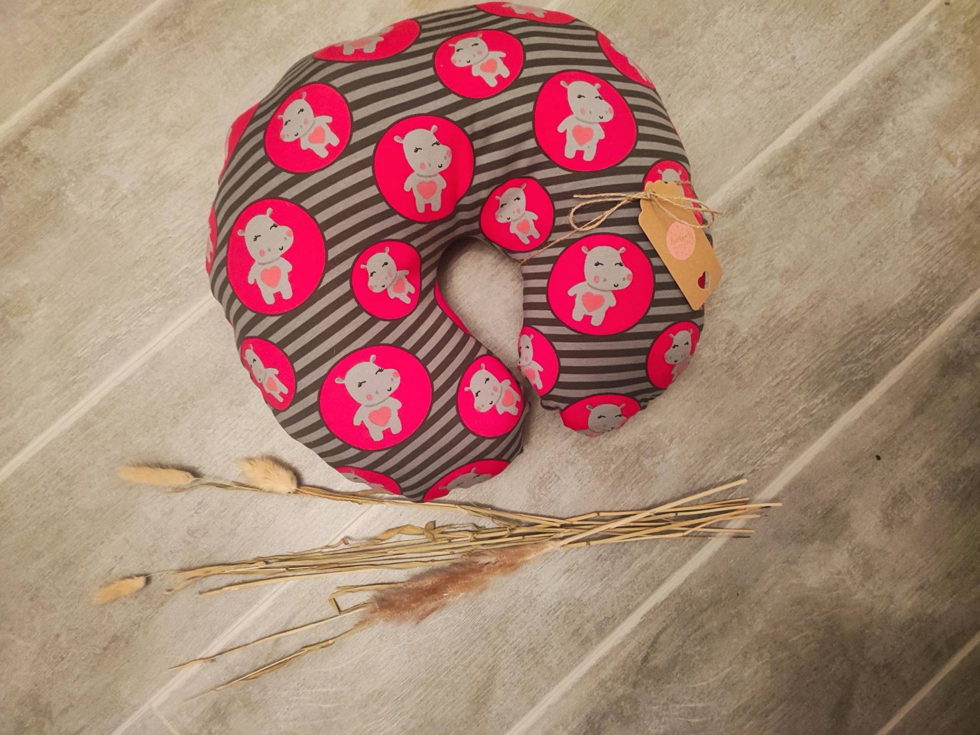 Nackenkissen Geschenk Für Kinder Nilpferd von Etsy - SmolyHandmadeShop