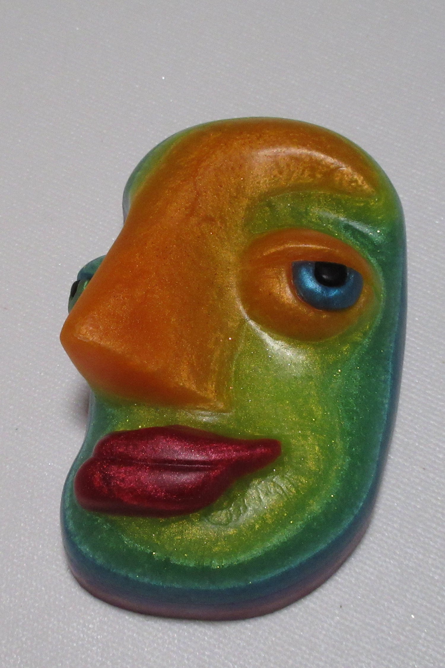 Sie Tiful Menschen Sein, Unsere Regenbogen "Gesicht Seife' Gefärbt, Duftende Mit Zeder, Salbei, Koriander Und Zitrusfrüchten Sie Tiful Menschen Sein, Unsere Regenbogen "Gesicht Seife' Gefärbt, Duftende Mit Zeder, Salbei, Koriander Und Zitrusfrüchten von Etsy - SoapFetishCreations