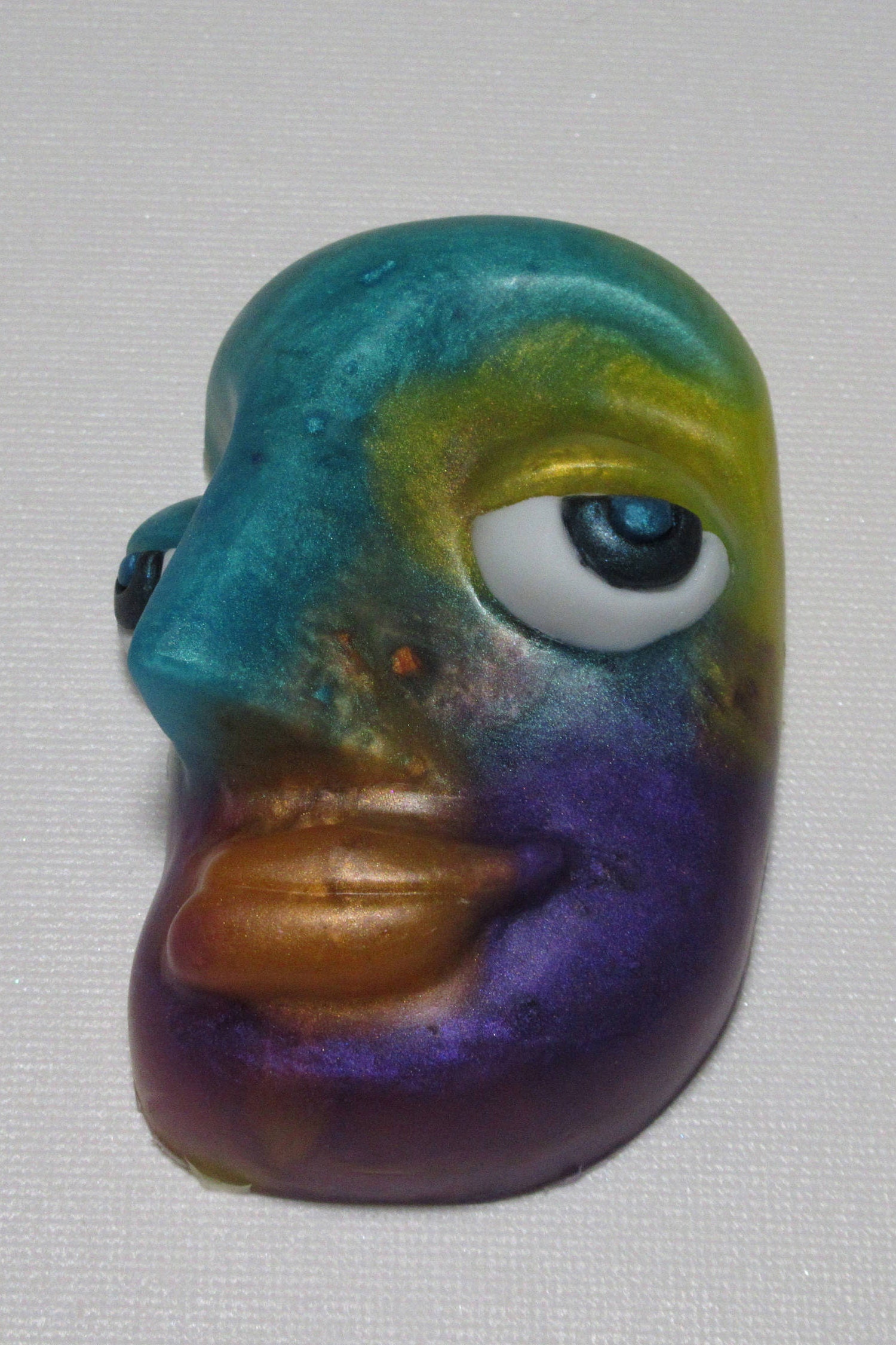 Weit Draußen, Mann Tie-Dye "Gesicht Seife' Weit Draußen, Mann Tie-Dye "Gesicht Seife' von Etsy - SoapFetishCreations