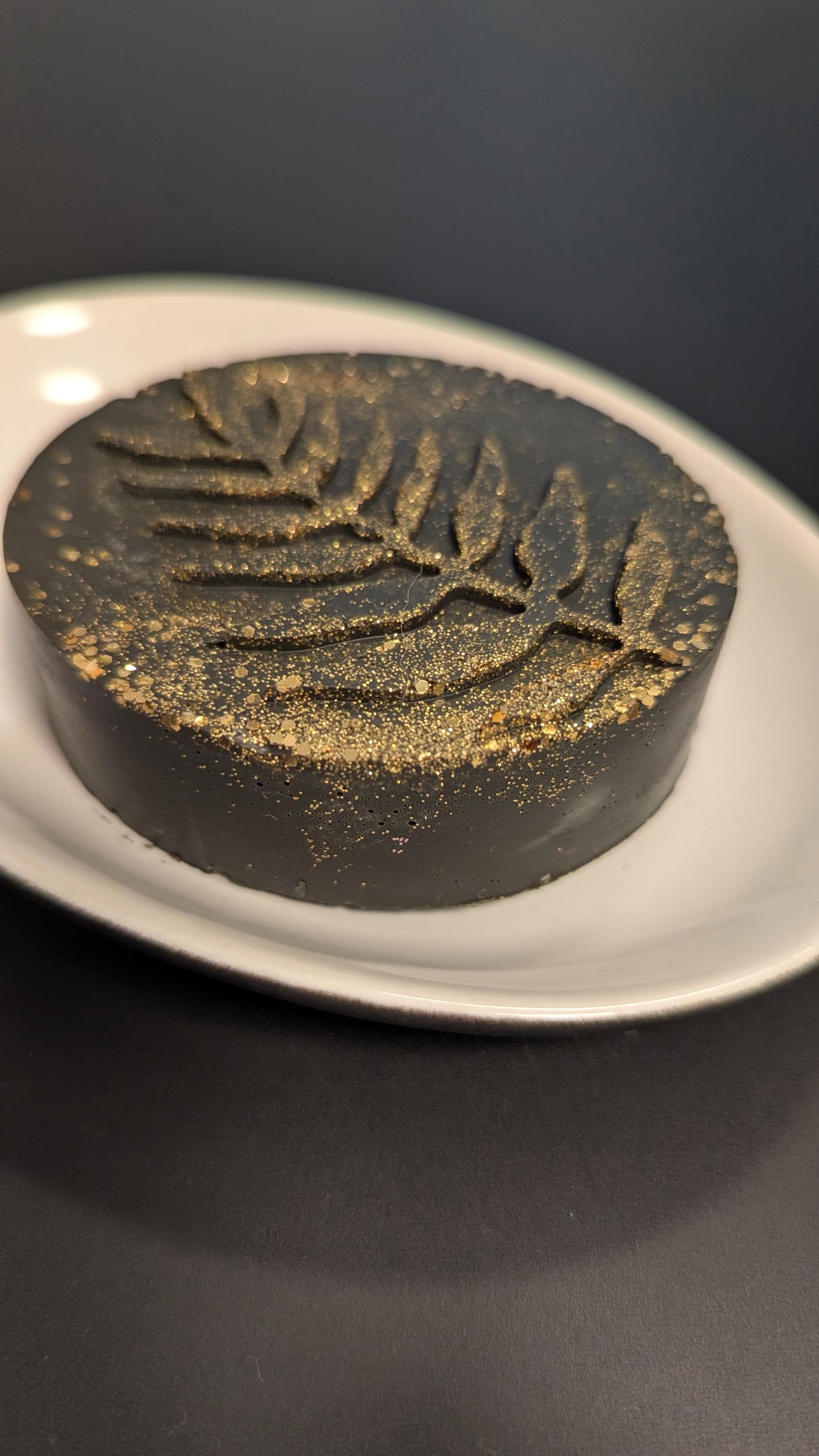 Schwarze-Glitzer-Seife Schwarze-Glitzer-Seife von Etsy - SoapGarage