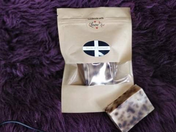 Cornish Tea Ziegen Milchshampoo & Seife Cornish Tea Ziegen Milchshampoo & Seife von Etsy - SoapSenses