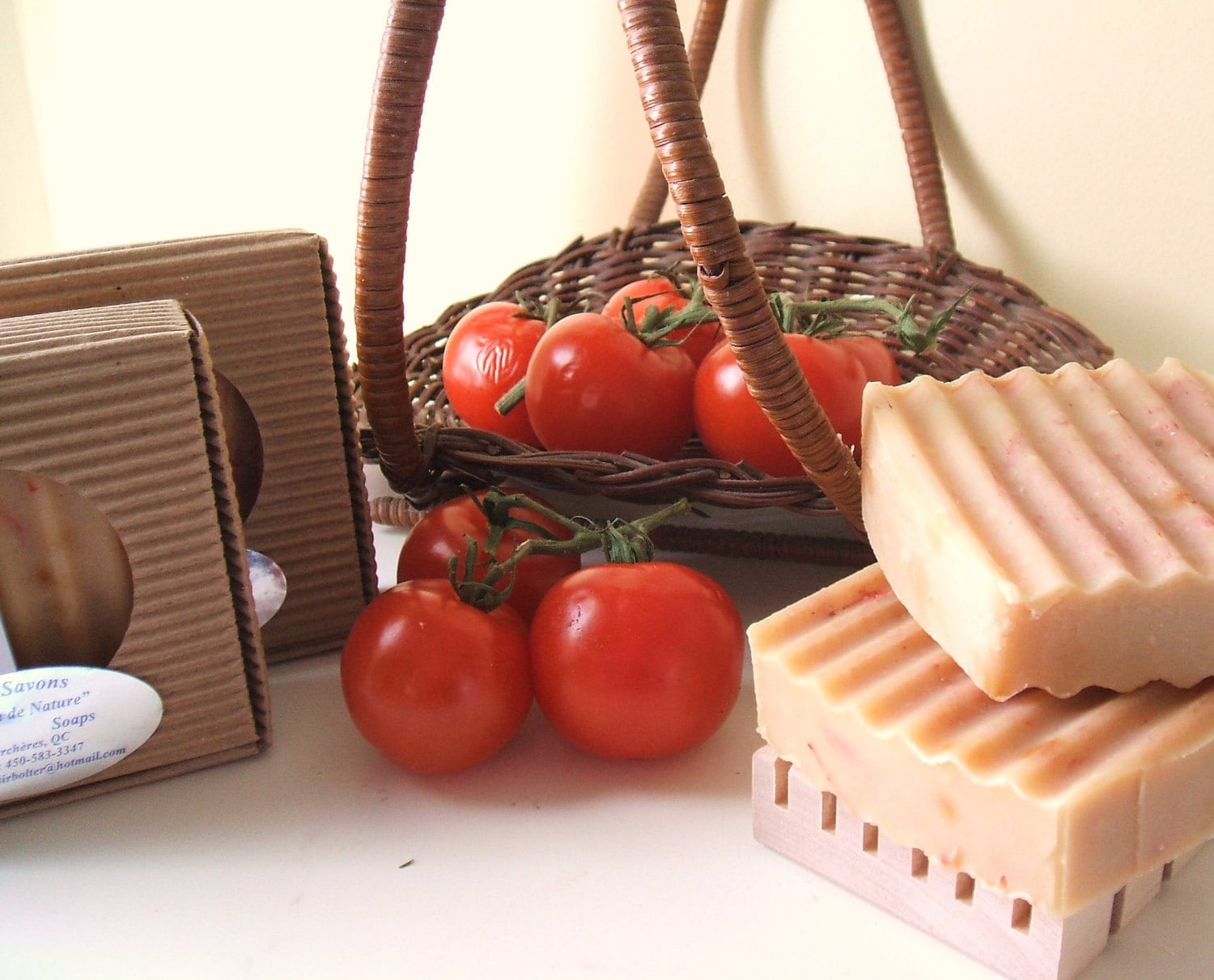 Zwei Kokosmilch Und Gartentomate Vegan Seife, Seife Mit Echtem Gemüse, Für Trockene Haut, Ganz Natürliche Handgemachte Zero Waste Zwei Kokosmilch Und Gartentomate Vegan Seife, Seife Mit Echtem Gemüse, Für Trockene Haut, Ganz Natürliche Handgemachte Zero Waste von Etsy - SoaperieMaindeNature