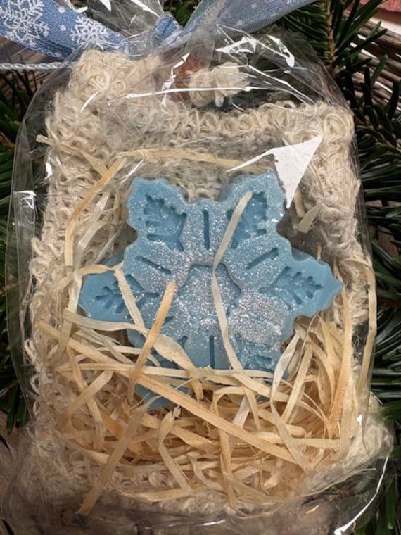 Geschenkset - Schneeflocke Snowflake Naturseife Soapisch Geschenkset - Schneeflocke Snowflake Naturseife Soapisch von Etsy - Soapisch