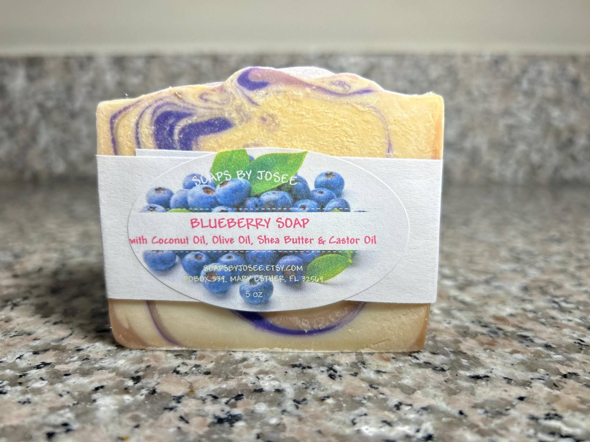 Blaubeere Old Fashioned Laugen-Seife Blaubeere Old Fashioned Laugen-Seife von Etsy - SoapsbyJosee
