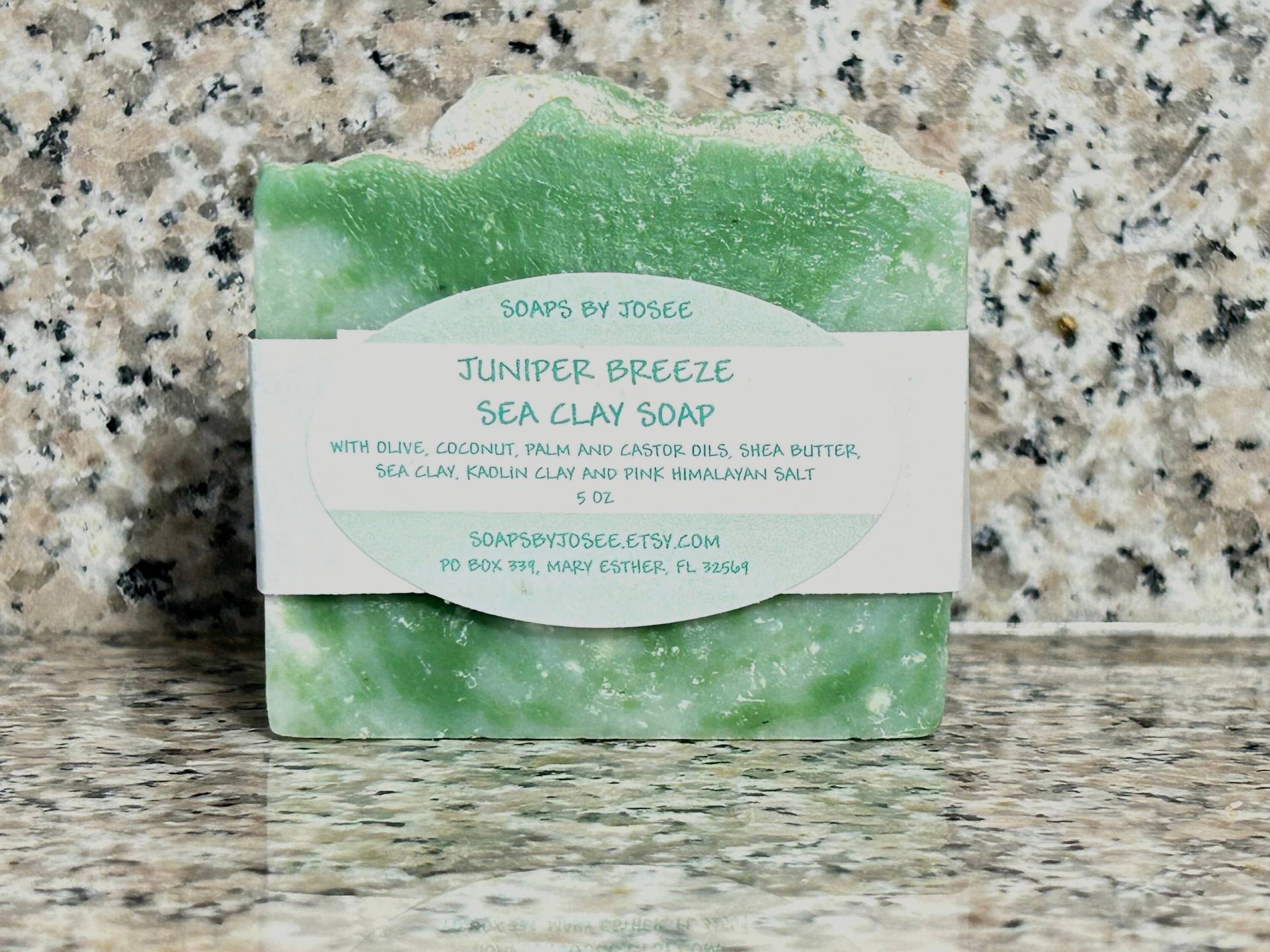 Juniper Breeze Old Fasioned Seife, Mit Kaolin Juniper Breeze Old Fasioned Seife, Mit Kaolin von Etsy - SoapsbyJosee