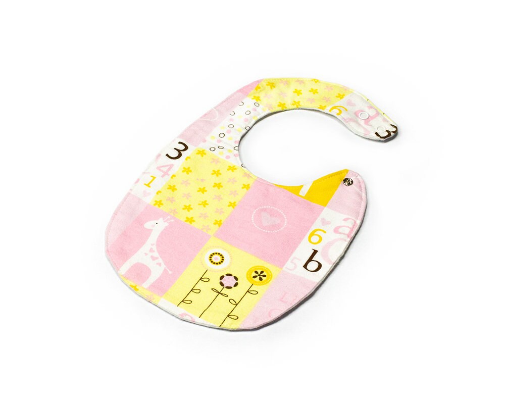 Baby Lätzchen - Pink & Gelb Prints Seitenverschluss Lätzchen Shower Geschenk Drool Snap Bibs von Etsy - SoftSpotByLian