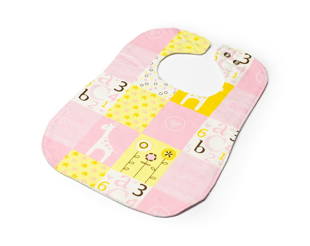 Pink & Gelb Baby Prints Kleinkind Bib - Rückenverschluss-Bib von Etsy - SoftSpotByLian