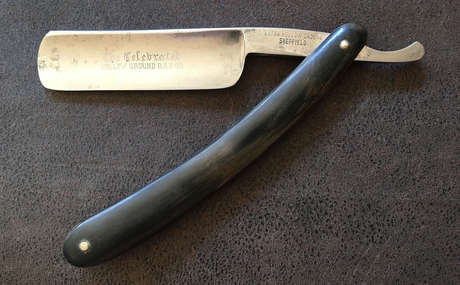 Vintage 7/8+ Rasiermesser Charles Hake #55 1/2 Solingen Hornheft 1890-1900 Rasurscharf Vintage 7/8+ Rasiermesser Charles Hake #55 1/2 Solingen Hornheft 1890-1900 Rasurscharf von Etsy - SolingerStahl