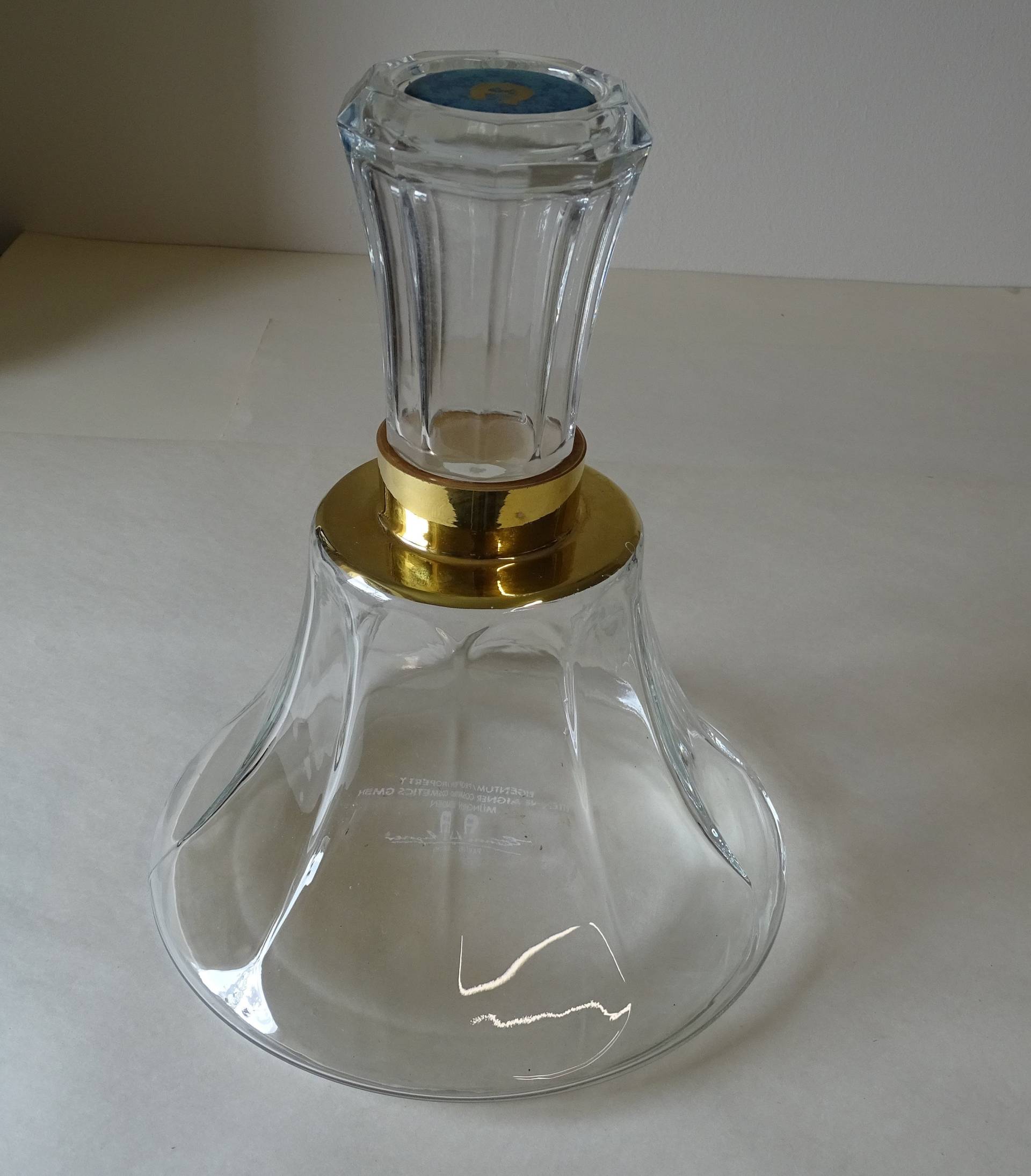Großfactice Parfum Aus Glas -Private Number- Von Etienne Aigner 33 cm - Selten Großfactice Parfum Aus Glas -Private Number- Von Etienne Aigner 33 cm - Selten von Etsy - Sonne021VonSiegfried