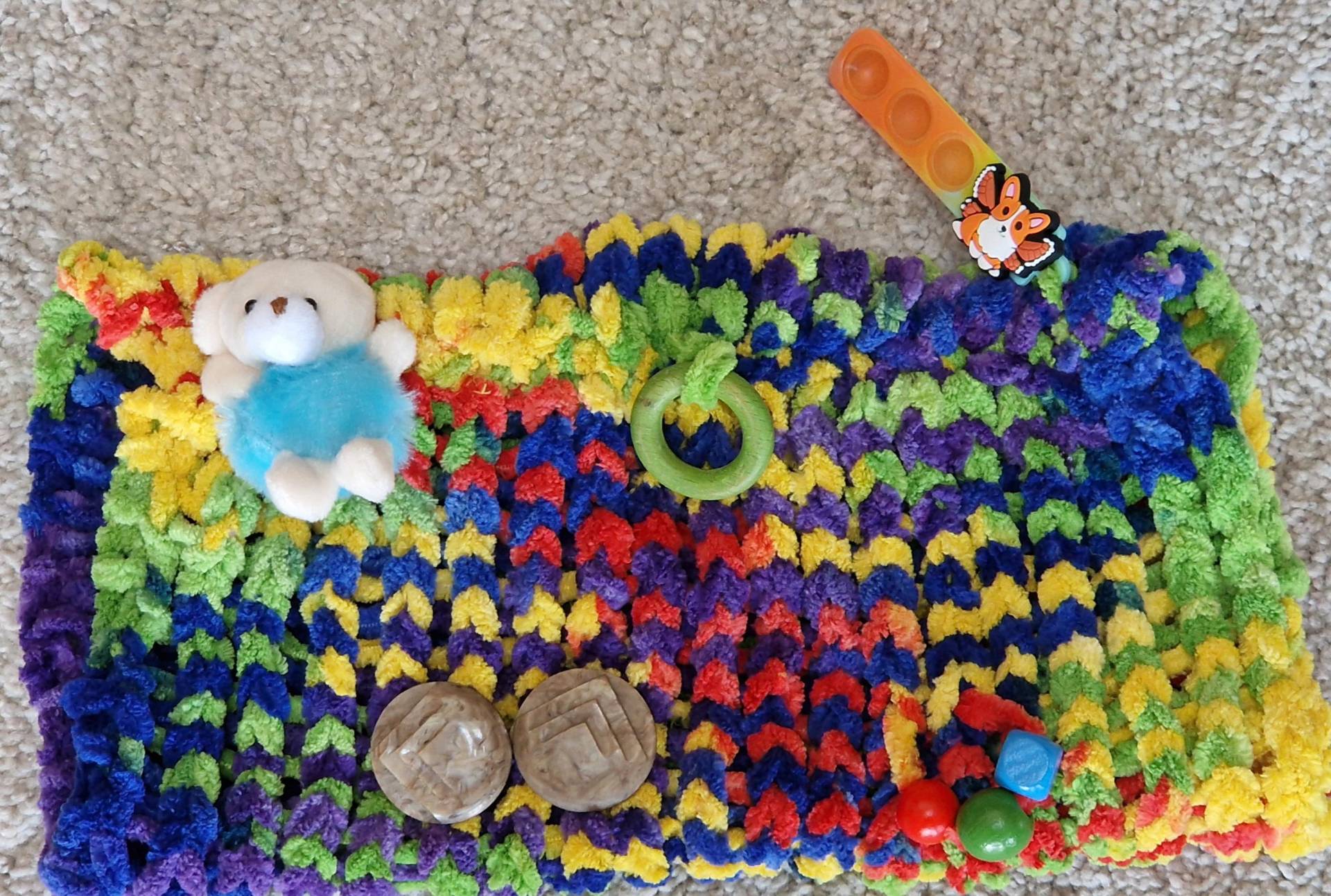 Schönes Seniorengeschenk Demenzbeschäftigung Demenzmanschette Nesteln Spielen Twiddlemuff Schönes Seniorengeschenk Demenzbeschäftigung Demenzmanschette Nesteln Spielen Twiddlemuff von Etsy - Sonnenwunder