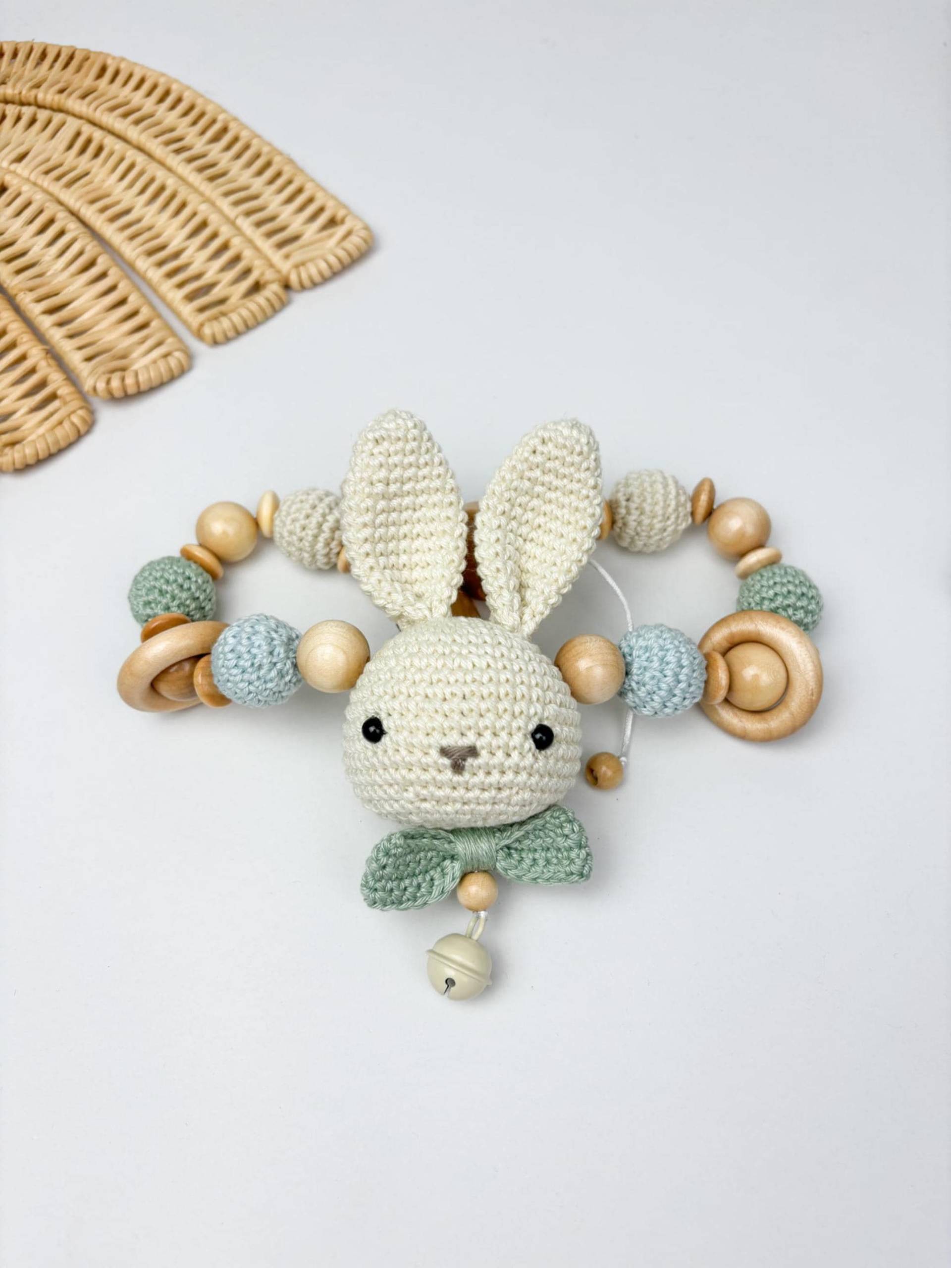 Kinderwagenkette - Gehäkelt Creme Raseda Und Hellblau von Etsy - Sooneshandmadestore