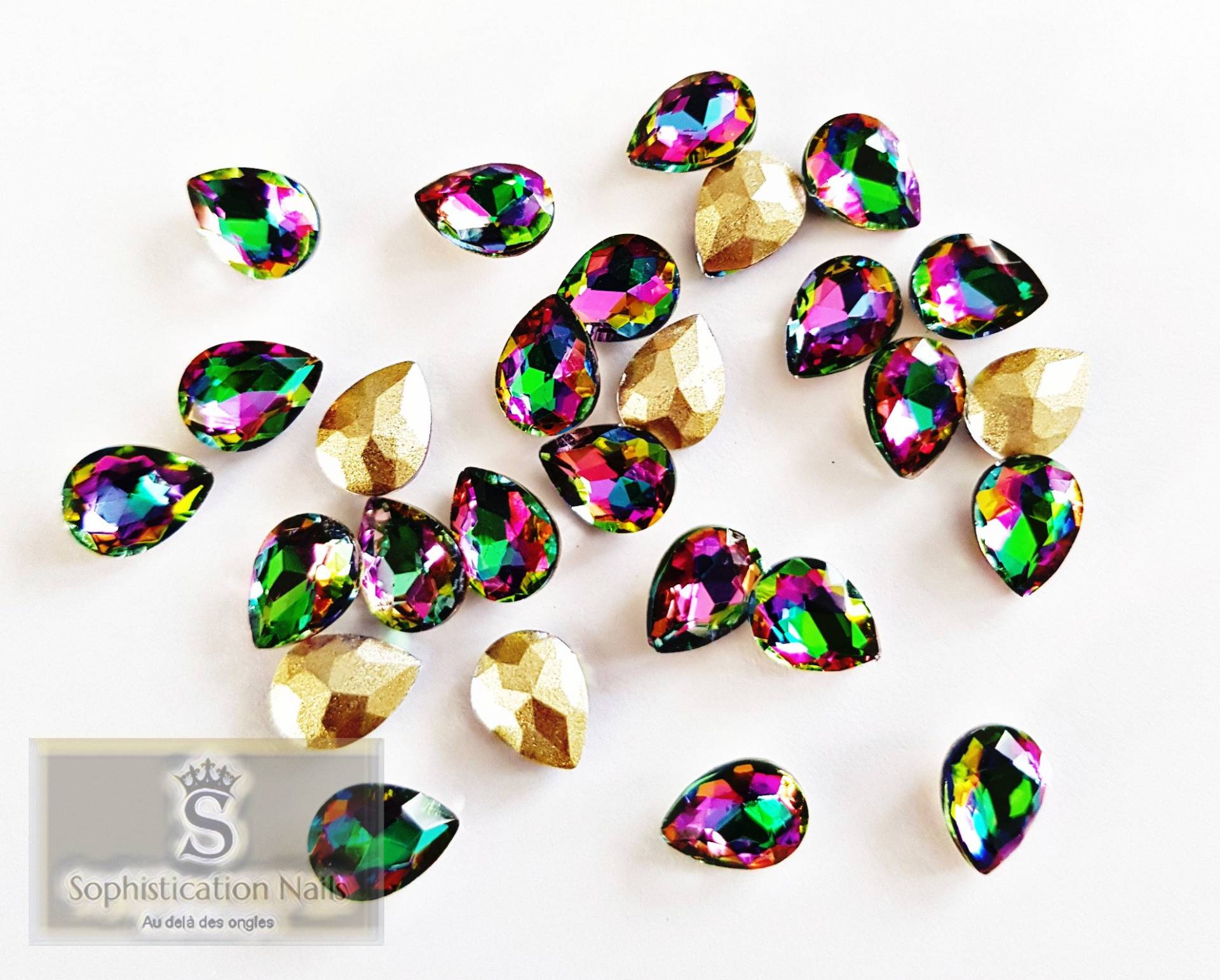 Set Mit 4 Strass-Chamäleon-Tropfenkristallen Set Mit 4 Strass-Chamäleon-Tropfenkristallen von Etsy - SophisticationNails