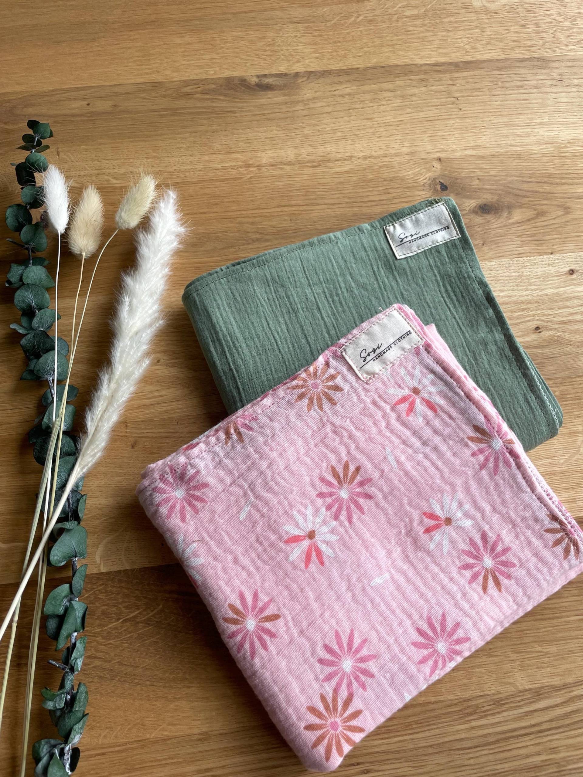 Spucktuch Baby, Muckeltuch, Selbstgenähte Kinderzubehör von Etsy - SosiClothing