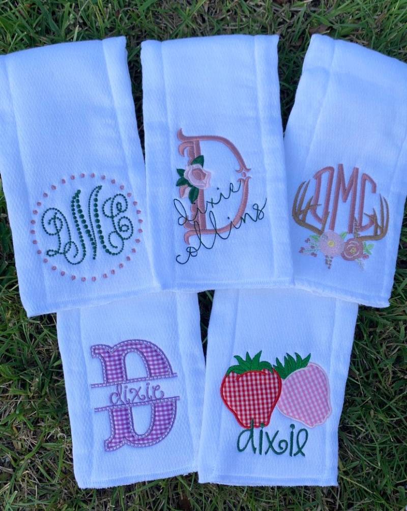 Fünf Spucktücher Personalisierte Junge Mädchen Südländer Baby Geschenk-Set Spit Up Lappen Monogramm Name Initialen Helle Farbe Chevron Lkw Jedes von Etsy - SouthernGraceEmb