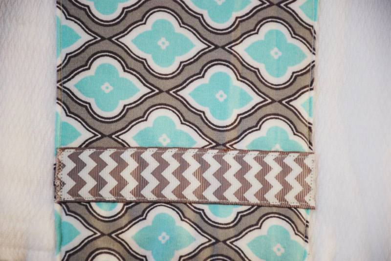 Benutzerdefinierte Grau Und Petrol Rülpsen Lappen von Etsy - SpitSavy