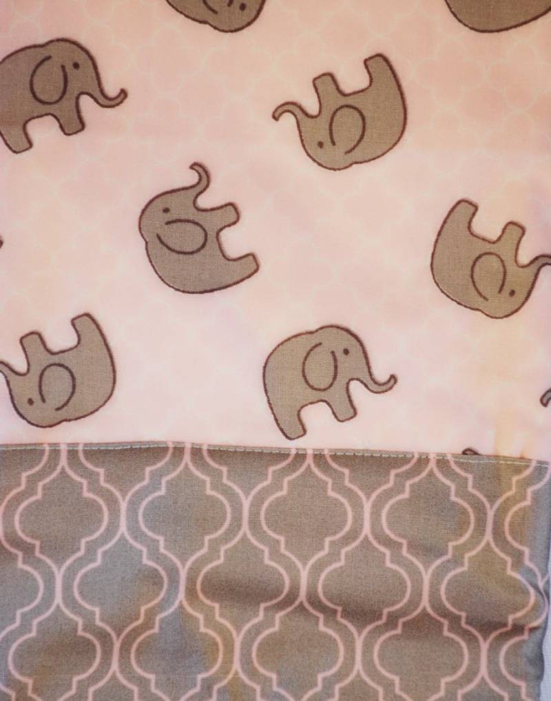Rosa Und Grauen Elefanten Benutzerdefinierte Spucktuch Lappen von Etsy - SpitSavy