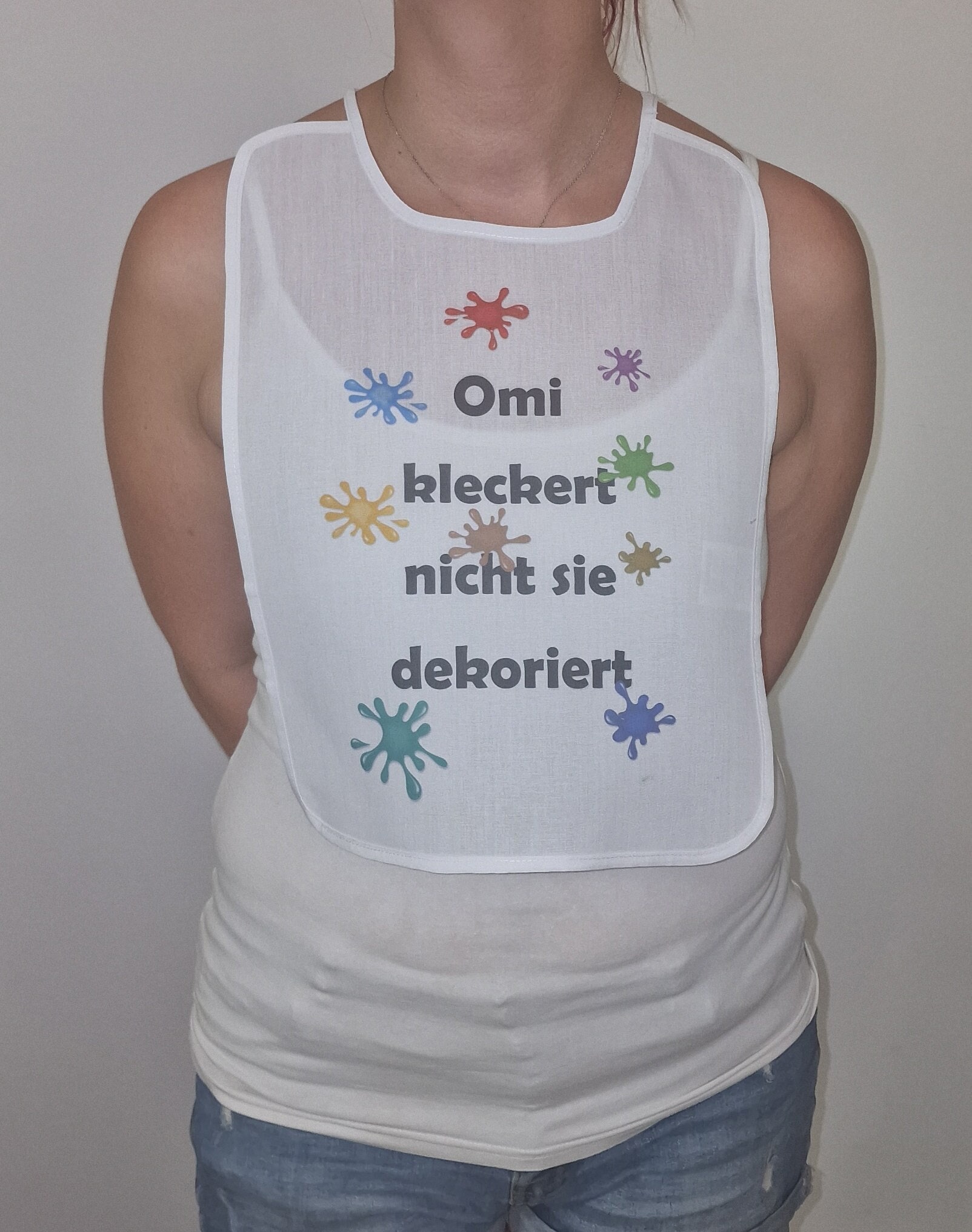 Omi Kleckert Nicht Sie Dekoriert Scherz-Latz Erwachsene Senioren Schlabberlatz Lätzchen Barterl Hangerl Pichel Schlabberlätzchen Omi Kleckert Nicht Sie Dekoriert Scherz-Latz Erwachsene Senioren Schlabberlatz Lätzchen Barterl Hangerl Pichel Schlabberlätzchen von Etsy - Spruchdruck