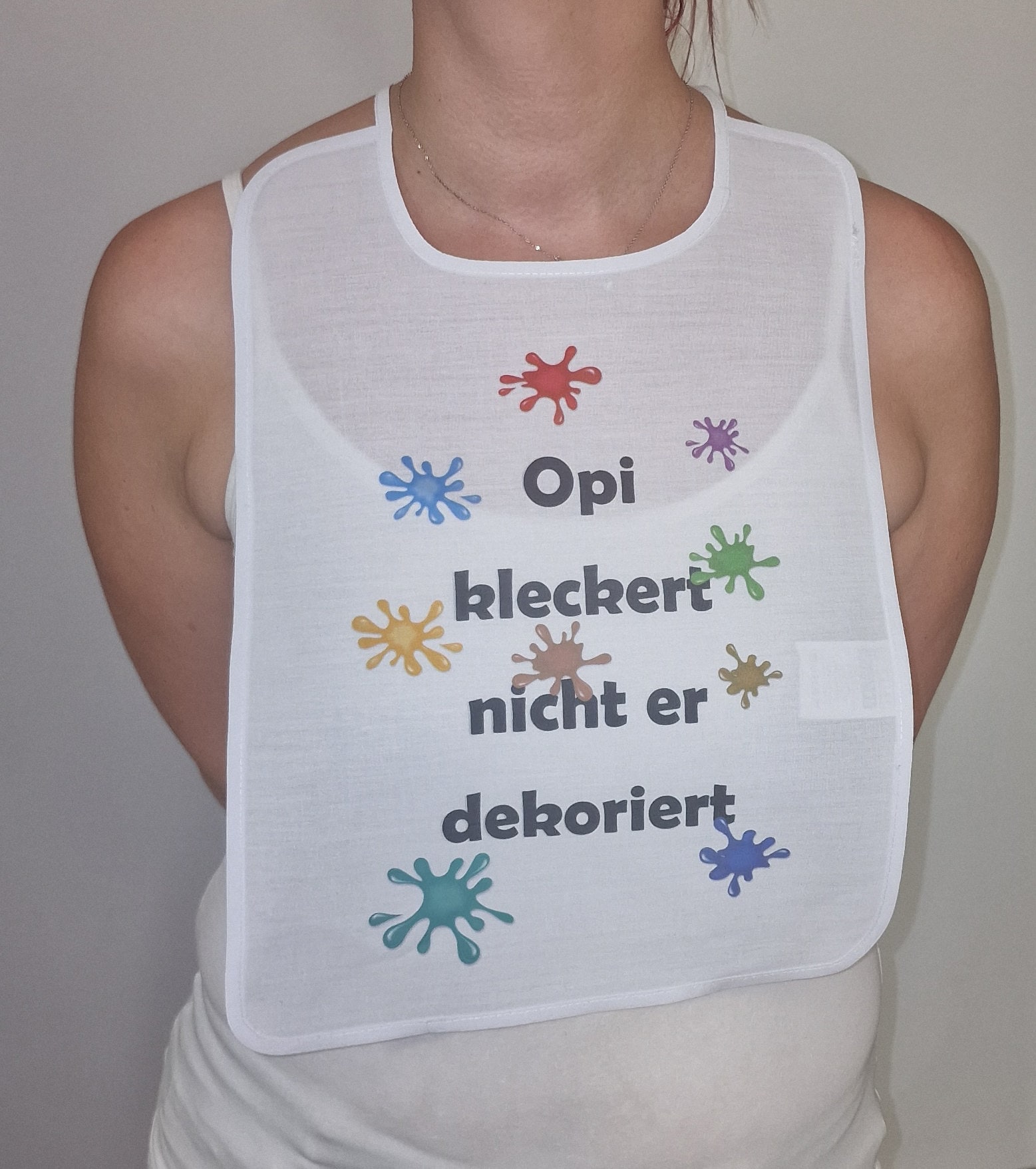 Opi Kleckert Nicht Sie Dekoriert Scherz-Latz Erwachsene Senioren Schlabberlatz Lätzchen Barterl Hangerl Pichel Schlabberlätzchen Opi Kleckert Nicht Sie Dekoriert Scherz-Latz Erwachsene Senioren Schlabberlatz Lätzchen Barterl Hangerl Pichel Schlabberlätzchen von Etsy - Spruchdruck
