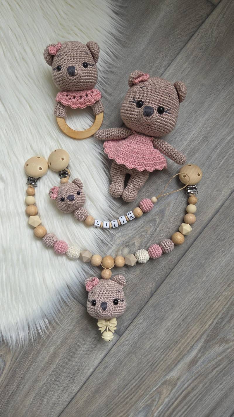 Schnullerkette Mädchen Bärkinderwagenkette Set Personalisiert Mit Wunschnamen von Etsy - StaysisShnullerkette