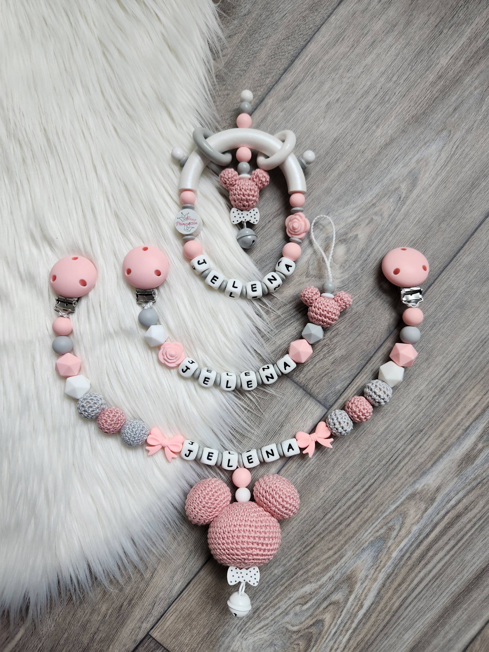 Schnullerkette Mit Namen, Mickymaus, Handmade, Kinderwagenkette Mädchen, Rosa, Rose, Schleife Schnullerkette Mit Namen, Mickymaus, Handmade, Kinderwagenkette Mädchen, Rosa, Rose, Schleife von Etsy - StaysisShnullerkette