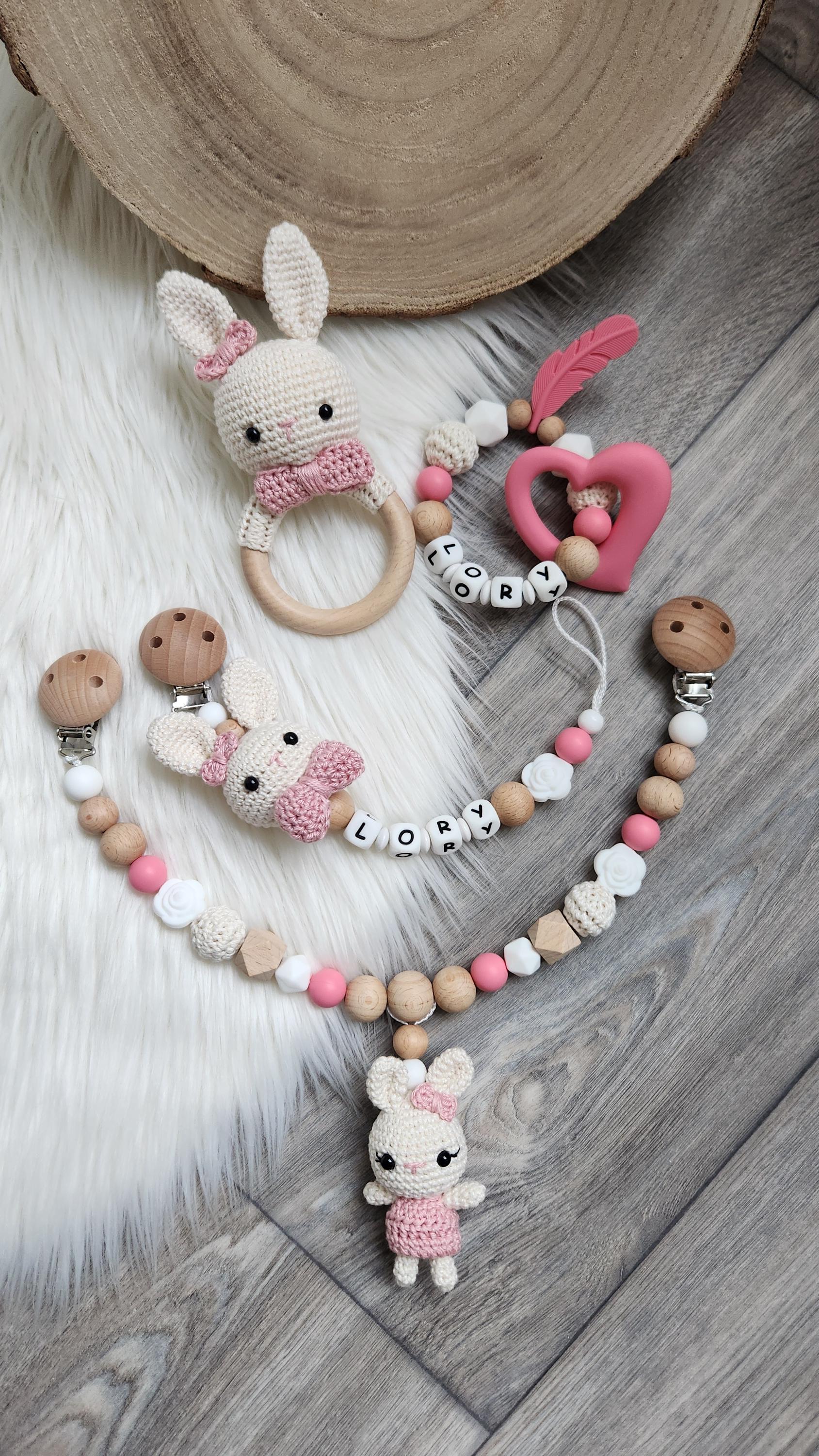 Schnullerkette Mit Namen Hase Schnullerkette Mit Namen Hase von Etsy - StaysisShnullerkette