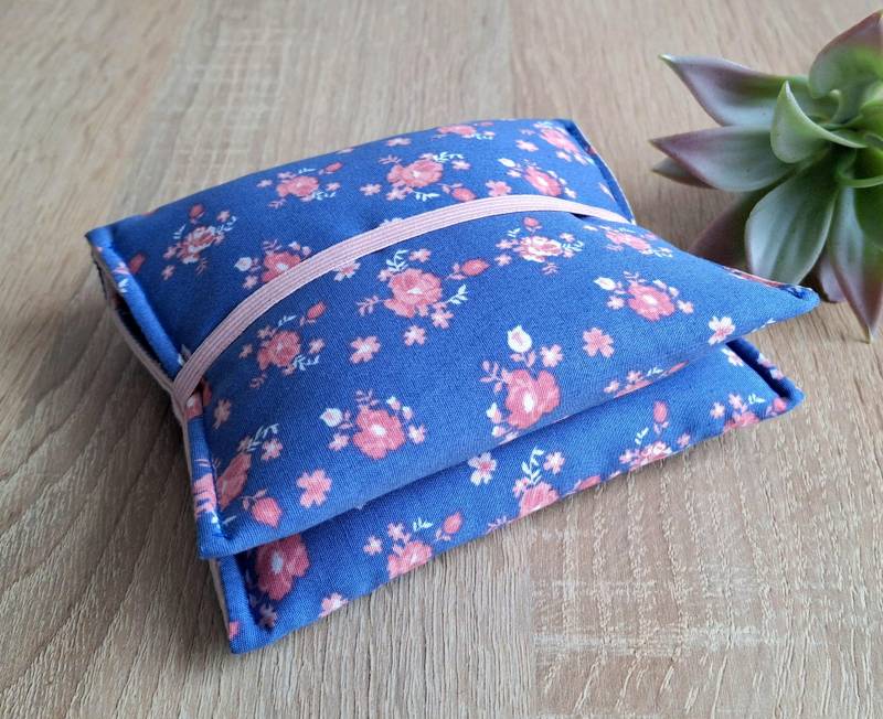 Blumige Bindentasche, Bindentäschchen Mit Rosa Blümchen, Bindenetui Für Unterwegs, Hygienetäschchen, Erste Periode Mädchen, Geschenk Frauen von Etsy - Steffbags