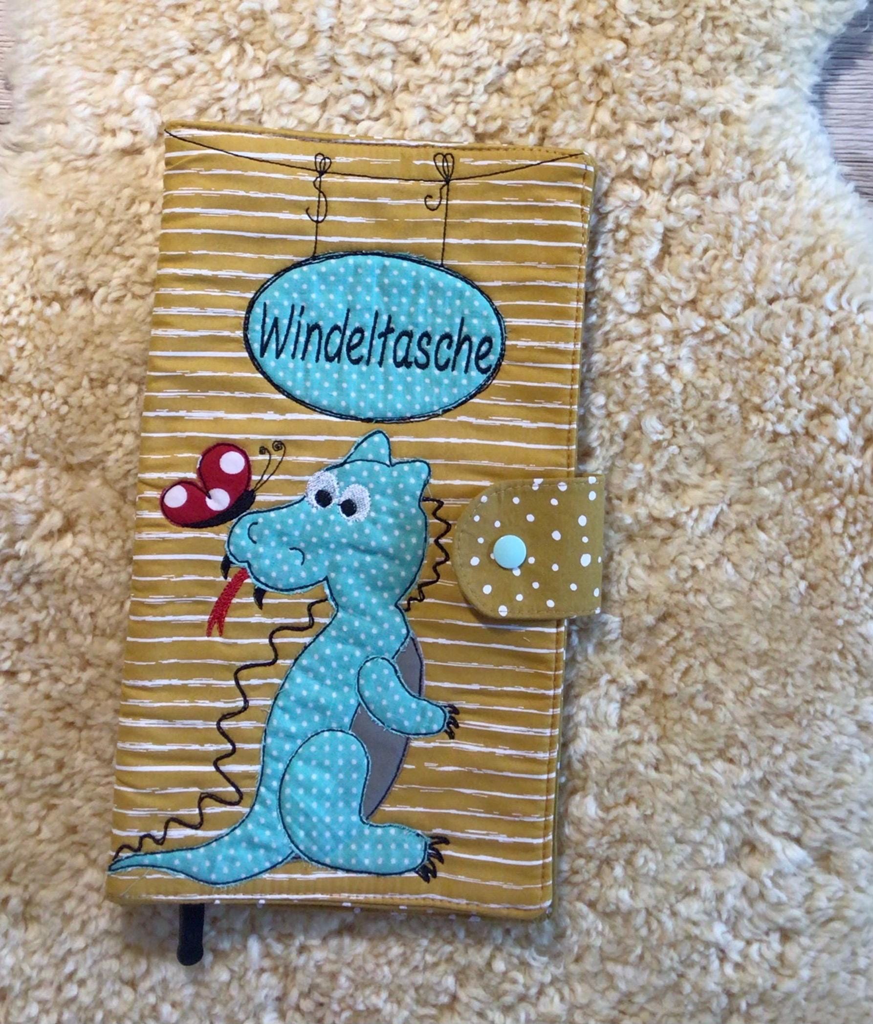 Windeltasche Dino von Etsy - Steffikunterbunt