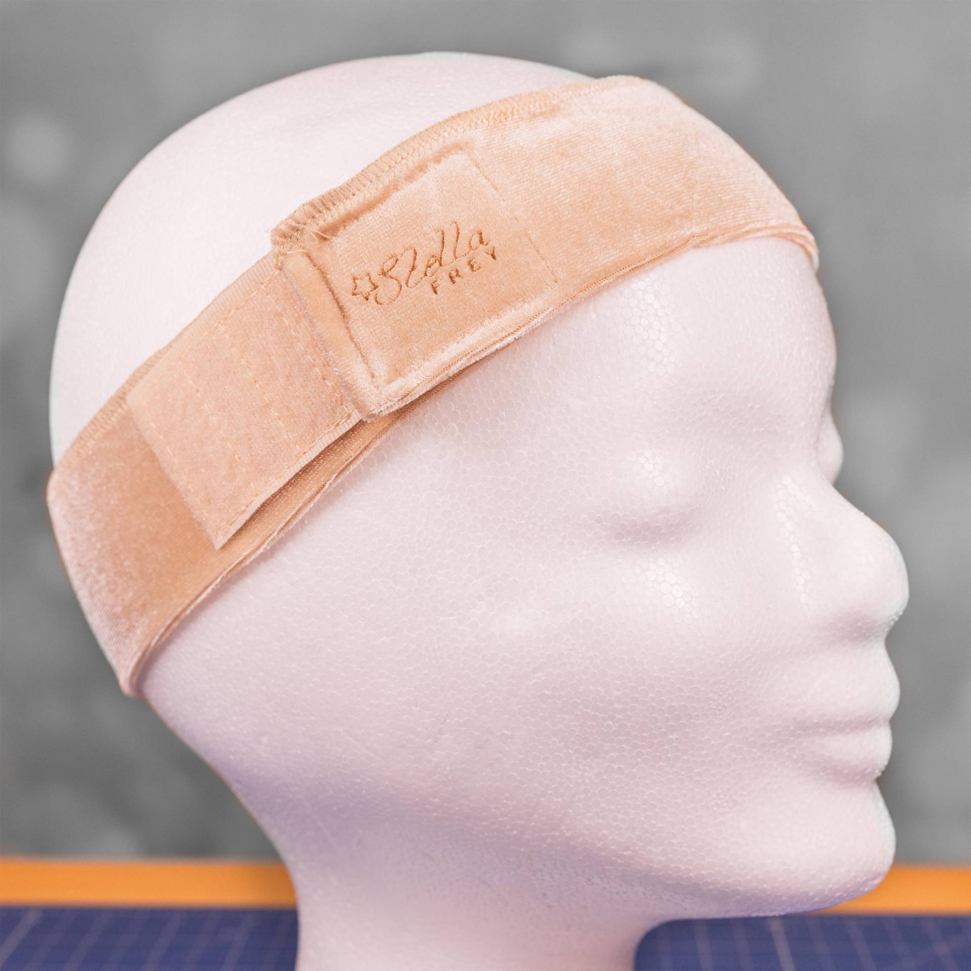 Perückenband Mit Klettverschluss - Anti-Rutsch-Band, Samtband, Stirnband Perückenband Mit Klettverschluss - Anti-Rutsch-Band, Samtband, Stirnband von Etsy - StellaFreyShop