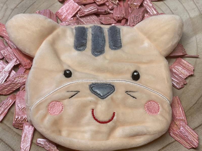 Kuschelweiches Wärme Körner Dinkelkissen Als Katzenkopf Mit Hotelverschluss Inlett Ist Aus 100% Baumwolle Kuschelweiches Wärme Körner Dinkelkissen Als Katzenkopf Mit Hotelverschluss Inlett Ist Aus 100% Baumwolle von Etsy - StickliebeShop