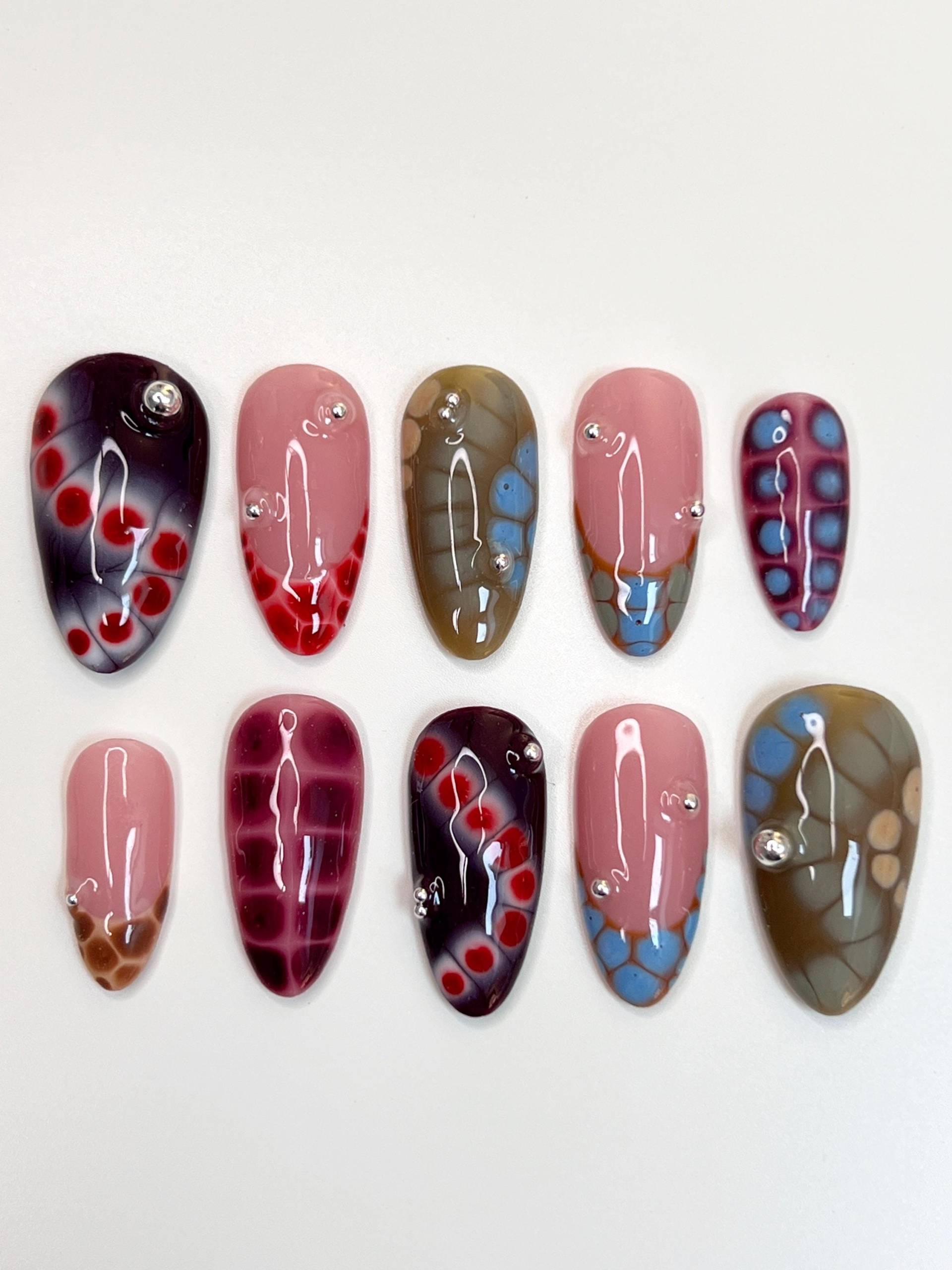 Luxury Handmade Press On Nails - Abstract 3D Gel Design | Glass Effect Artistic Nail Art Set| Handgemachte Press-Ons Wiederverwendbar Luxury Handmade Press On Nails - Abstract 3D Gel Design | Glass Effect Artistic Nail Art Set| Handgemachte Press-Ons Wiederverwendbar von Etsy - StickxSlay