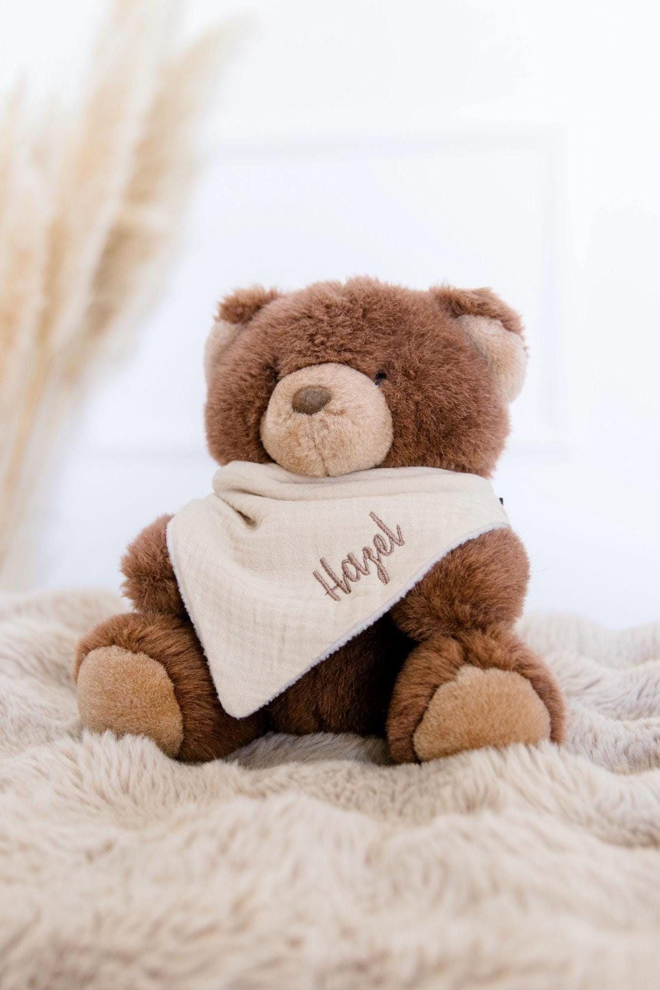 Personalisiertes Verstellbares Baby Lätzchen 0-36 Monate Mit Namen - Musselin Halstuch Bestickt Geschenk Zur Geburt Oder Taufe von Etsy - StitchSoulDE