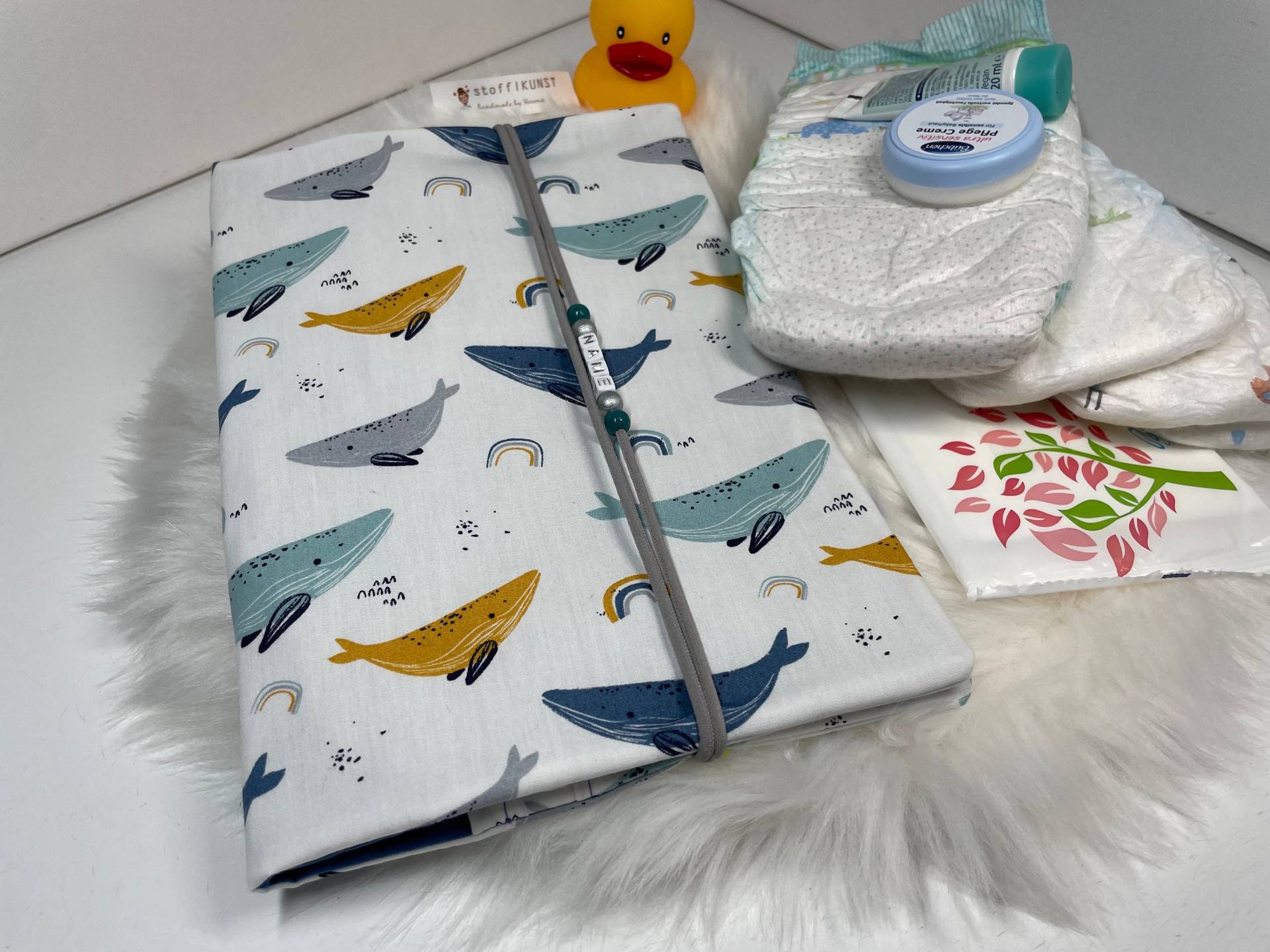 Wickeltasche Wal/Windeltasche To Go/Wickelset Unterwegs/Windeltasche Mit Namen/Neugeborene Geschenk/Babygeschenk/Babyzubehör/Babyausstattung Wickeltasche Wal/Windeltasche To Go/Wickelset Unterwegs/Windeltasche Mit Namen/Neugeborene Geschenk/Babygeschenk/Babyzubehör/Babyausstattung von Etsy - StoffKUNSTDesign