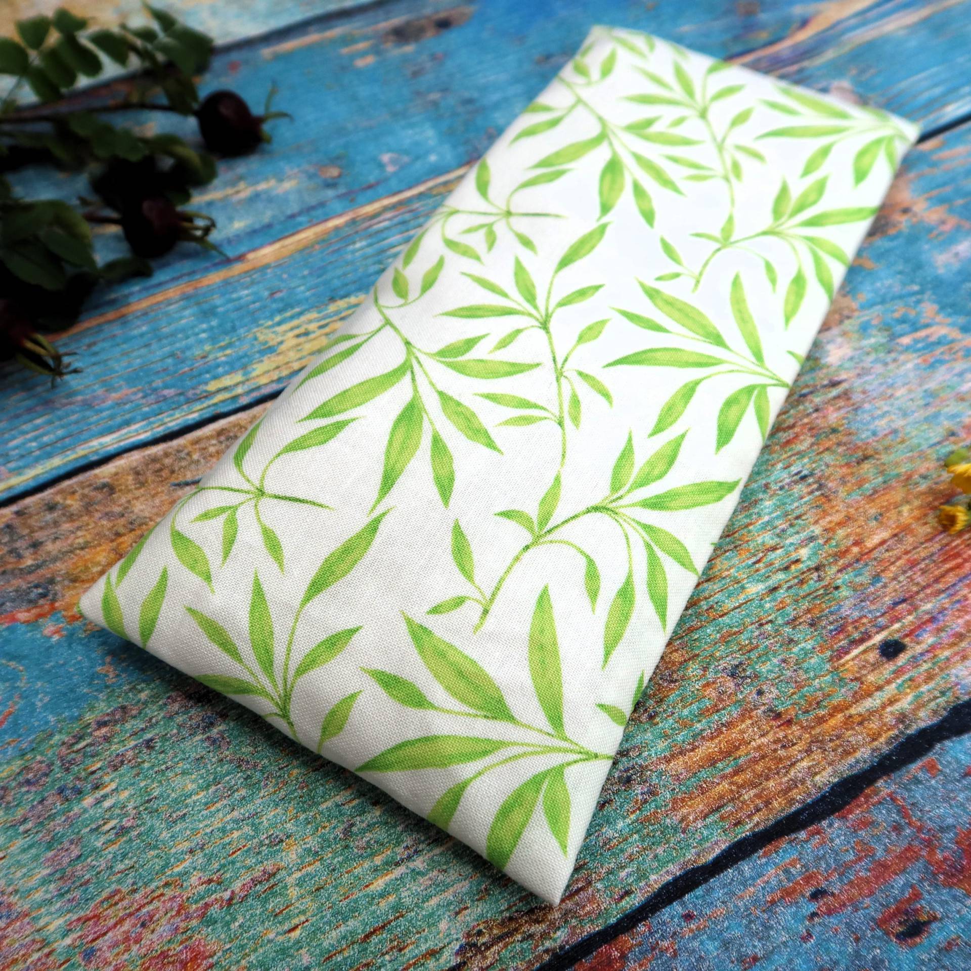 Yoga Augenkissen Mit Abnehmbarem Bezug, "Bambus, "Zum Entspannen Für Meditation, Muttertagsgeschenk, Mama Geschenk, Oma Geschenk von Etsy - StoffherzleShop