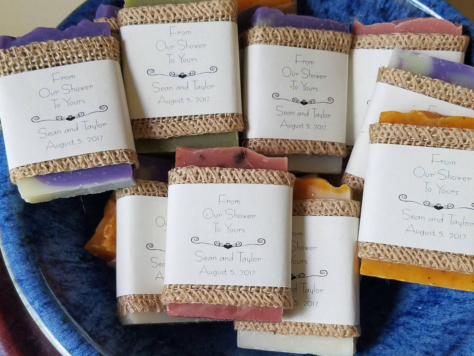 40 Stück Seifen, Rustikale Hochzeitsgeschenke, Gastgeschenke, Handgemachte Gastgeschenke von Etsy - StoneyRiverSoaps