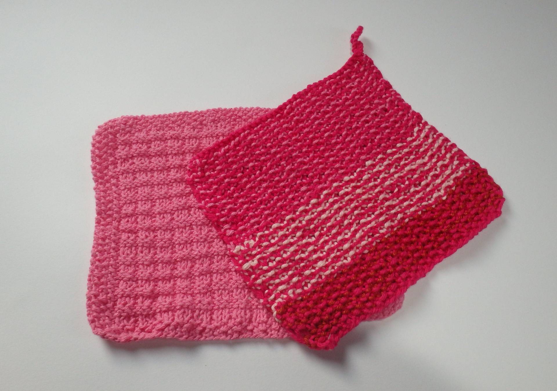 2 Gestrickte Lappen Küchenlappen Waschlappen Handgestrickt Einzelstücke Rosa Pink Baumwolle Nachhaltig Waschbar 2 Gestrickte Lappen Küchenlappen Waschlappen Handgestrickt Einzelstücke Rosa Pink Baumwolle Nachhaltig Waschbar von Etsy - Strickgemuesemonster