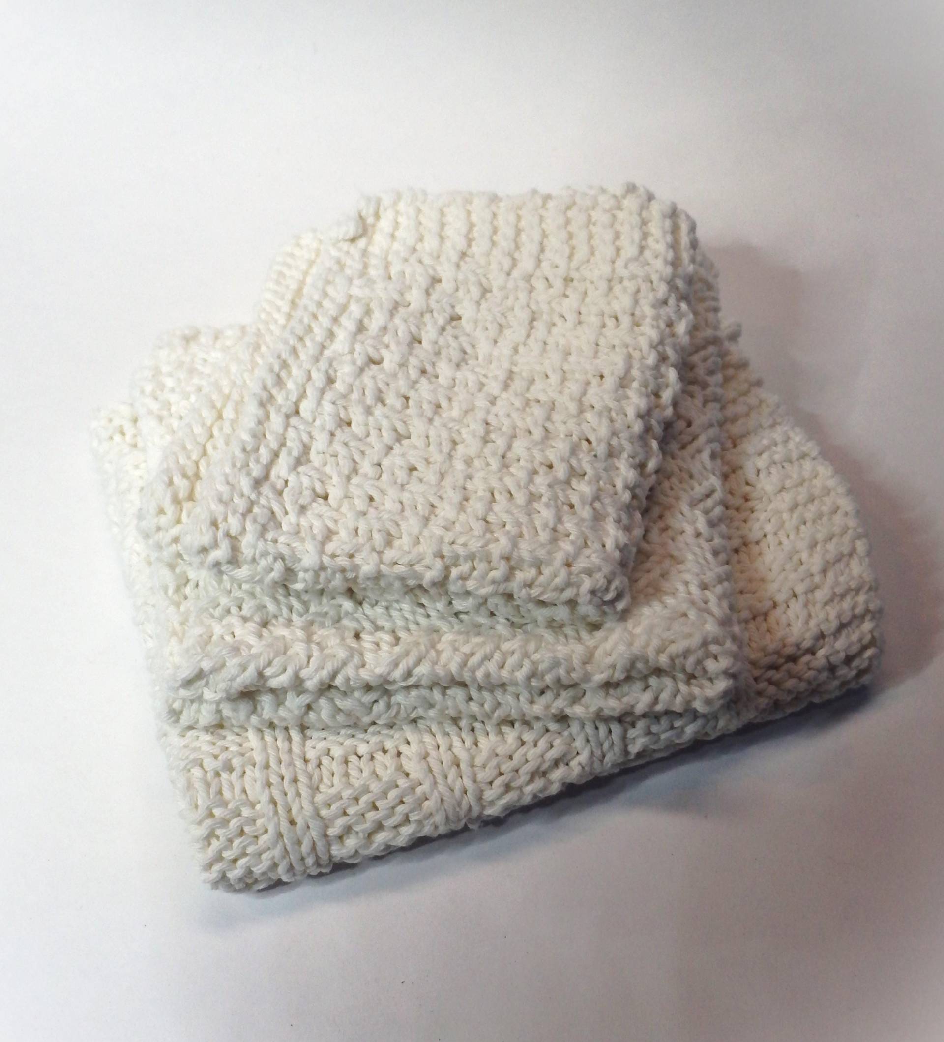 Gestrickter Lappen Küchenlappen Waschlappen Handgestrickt Einzelstück Weiß 100% Baumwolle Nachhaltig Waschbar Gestrickter Lappen Küchenlappen Waschlappen Handgestrickt Einzelstück Weiß 100% Baumwolle Nachhaltig Waschbar von Etsy - Strickgemuesemonster
