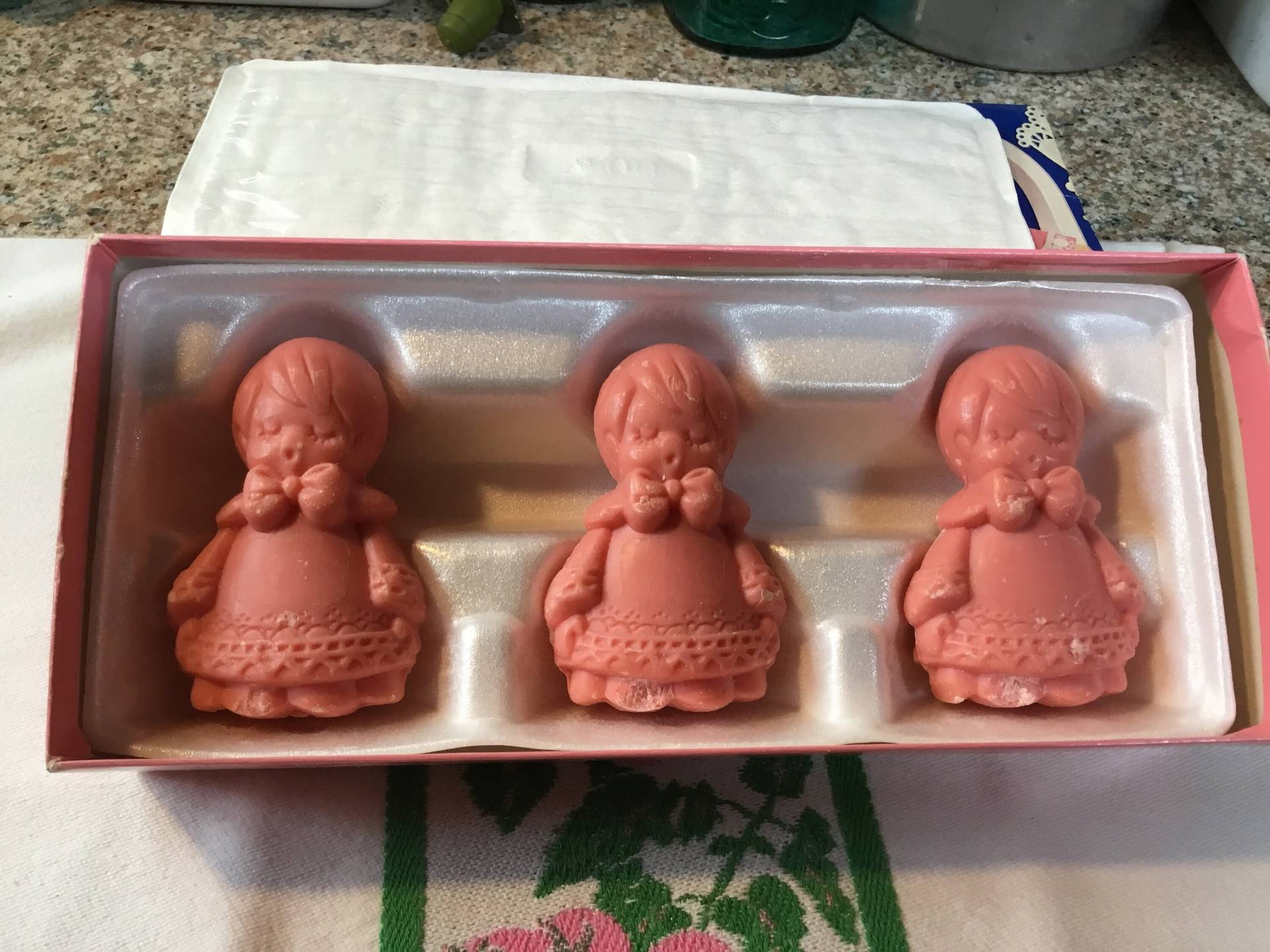 Avon Kleiner Chor Junge Seifen Avon Kleiner Chor Junge Seifen von Etsy - SueBearsAttic
