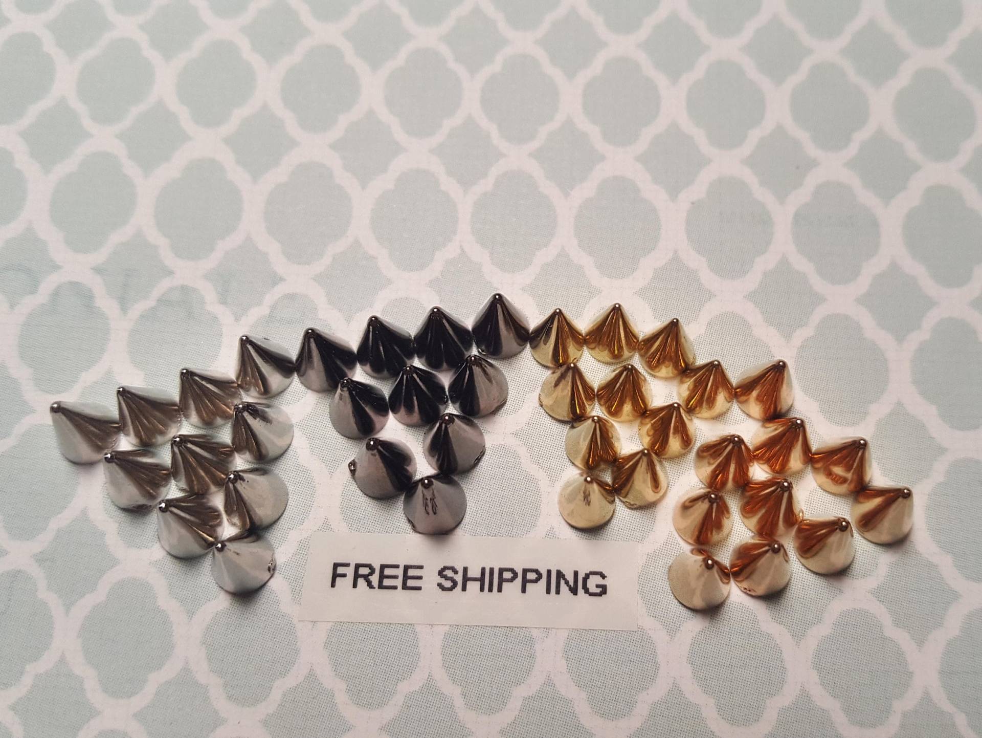 10 Stück 6 Mm X 4 Silber, Kupfer, Rotguss Oder Gold Spike Ohrstecker Charm Nail Art Handwerk Gratis Versand von Etsy - SunSationalNailArt
