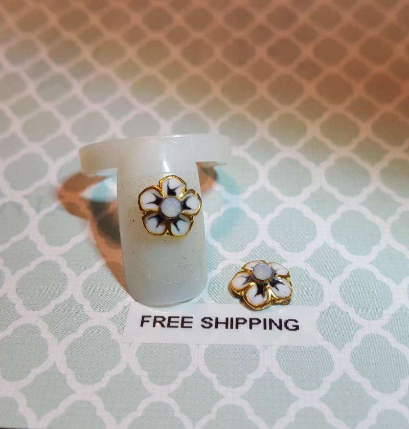 2 Stück Blumen Stiefmütterchen Legierung Charm Nagel Kunst Oder Handwerk Versandkosten von Etsy - SunSationalNailArt