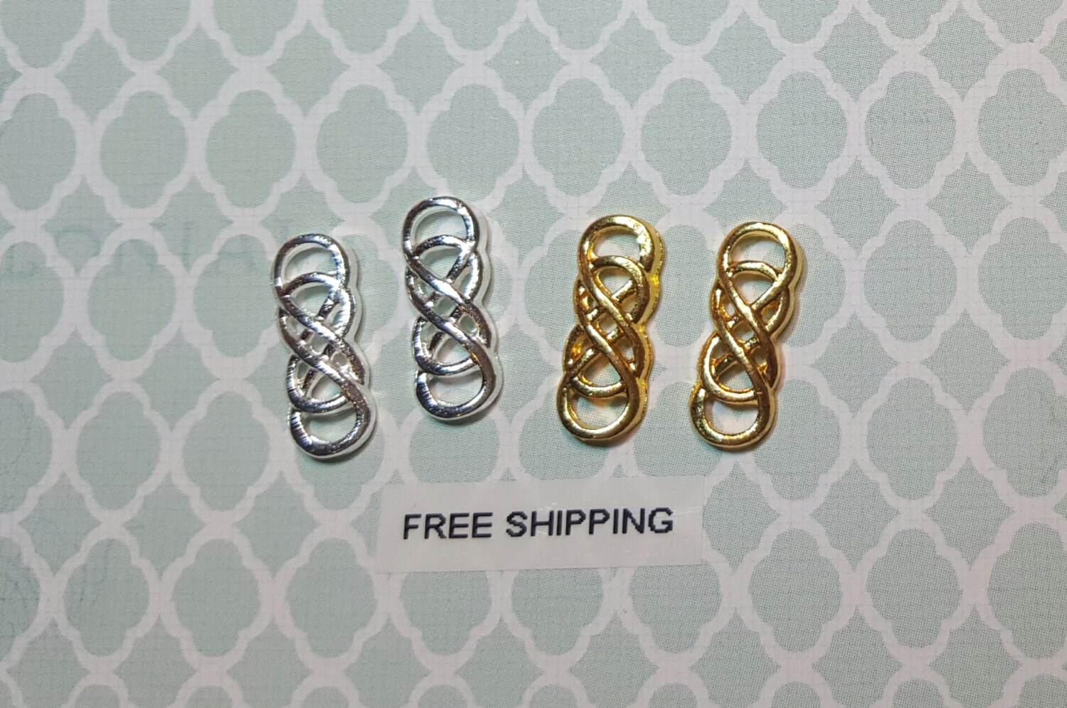 2 Stück Silber Oder Gold Unendlichkeit Legierungs-Charme-Nagel-Kunst Handwerk Kostenloser Versand 2 Stück Silber Oder Gold Unendlichkeit Legierungs-Charme-Nagel-Kunst Handwerk Kostenloser Versand von Etsy - SunSationalNailArt