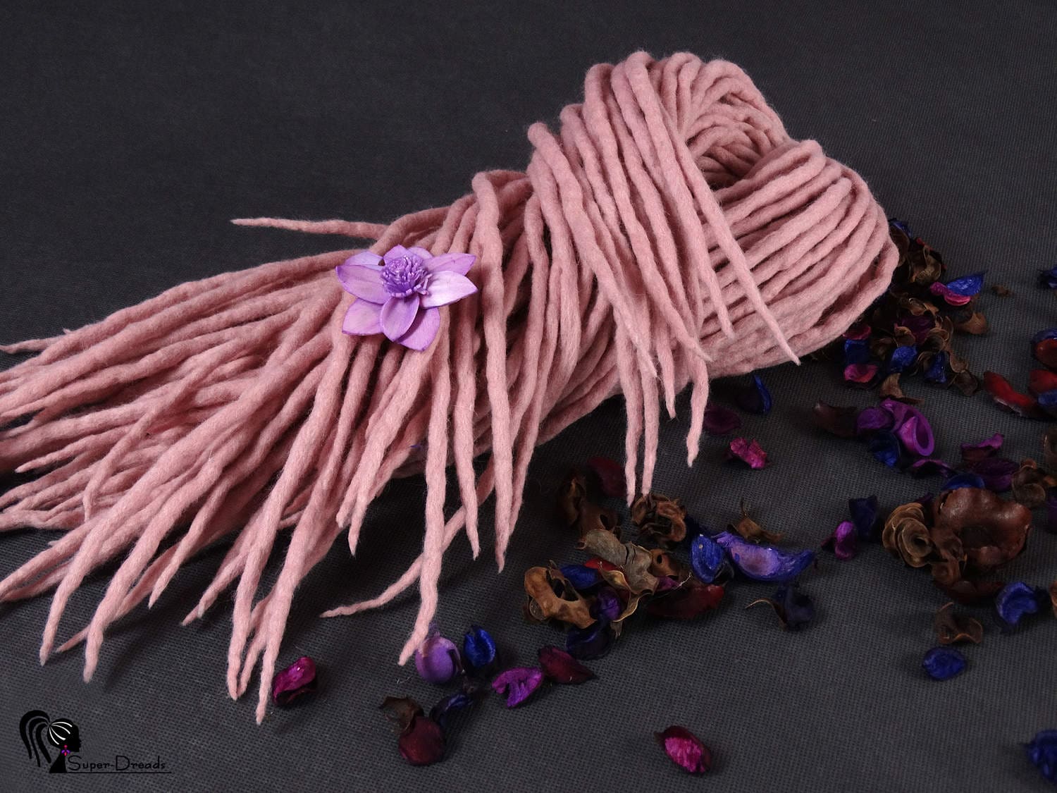 Pinke Woll-Dreadlocks Doppelseitige Dreads "Himbeerpudding"." von Etsy - SuperDreadsArt