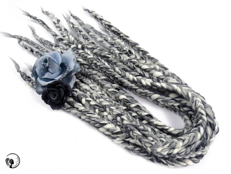 Weiß Schwarz Merino Wolle Dreadlocks Geflochtene Haarverlängerungen von Etsy - SuperDreadsArt