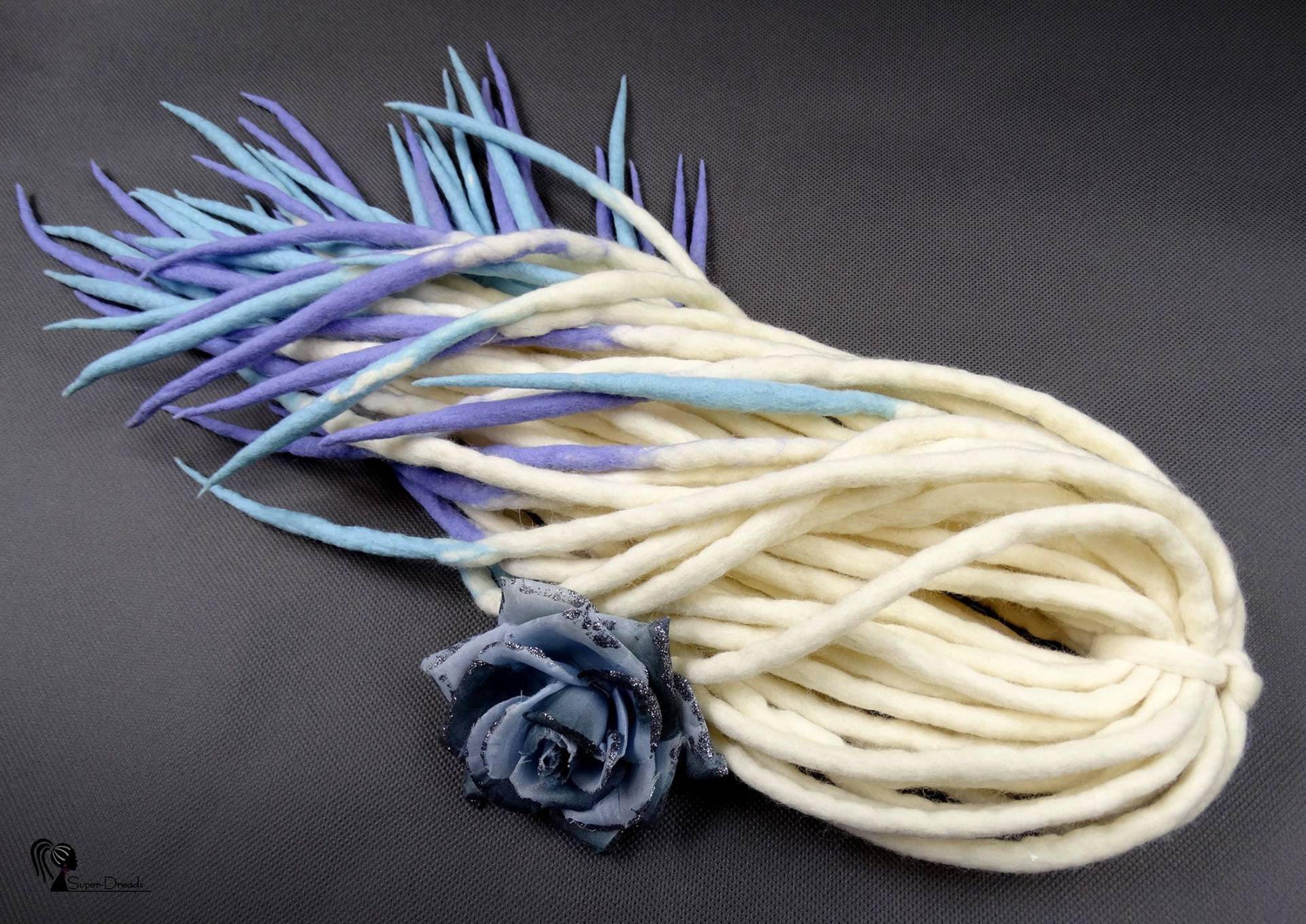 Weisse Wolle Dreadlocks Lila Blau Ombre, Doppelendig von Etsy - SuperDreadsArt