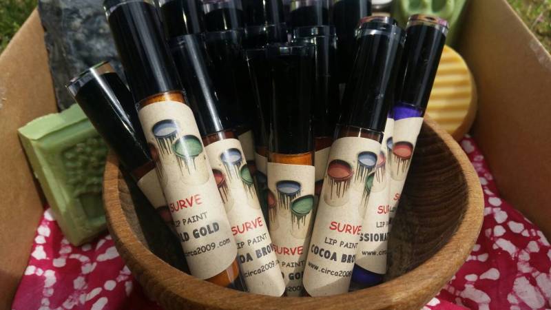 Surve Burgund Lippenfarbe von Etsy - SurveLipColor