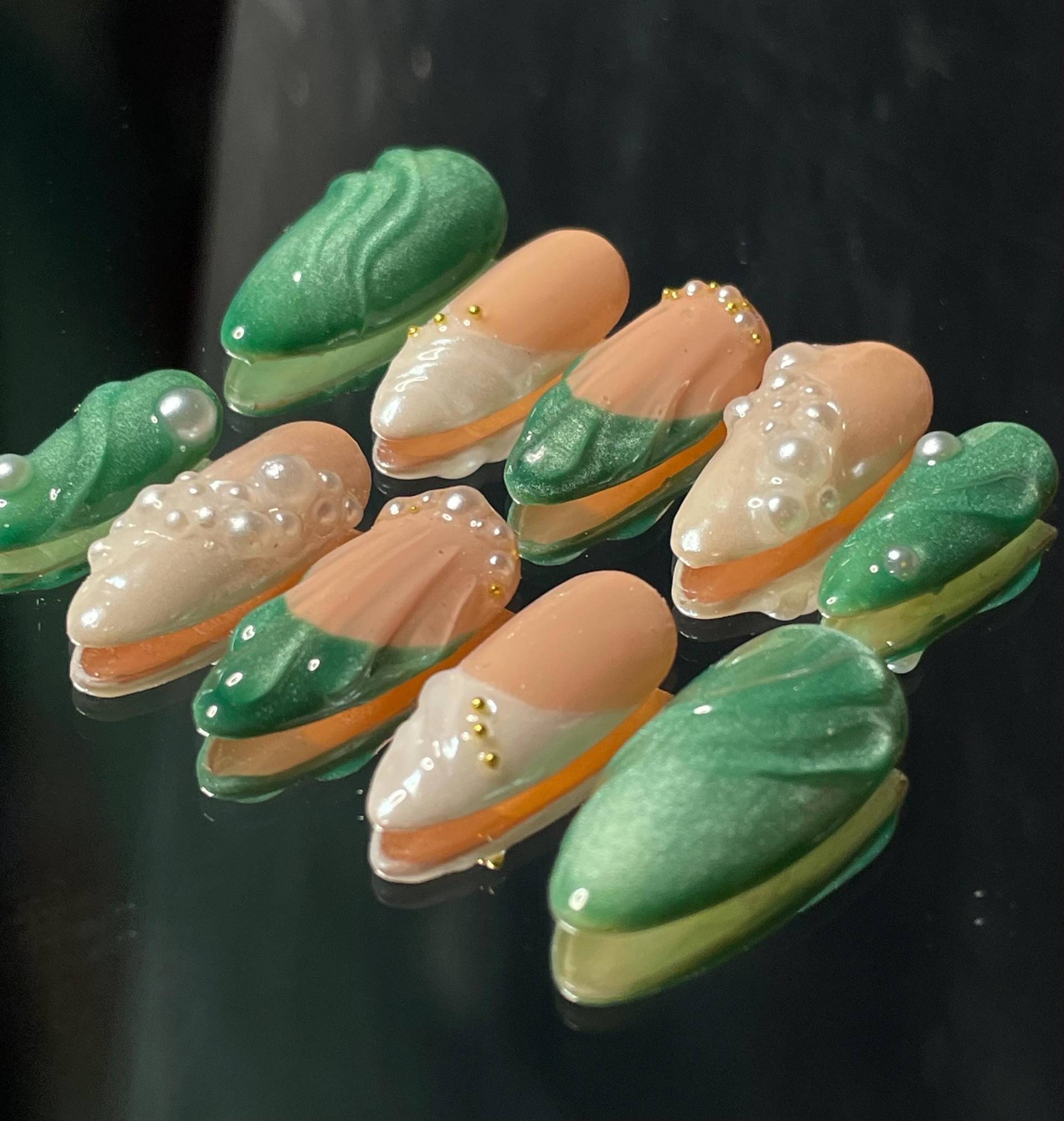 Perle Meerjungfrau, Katzenauge, Fake Nägel, Sommer, Frühling, Mandel, Teal von Etsy - SuttonButtonNails