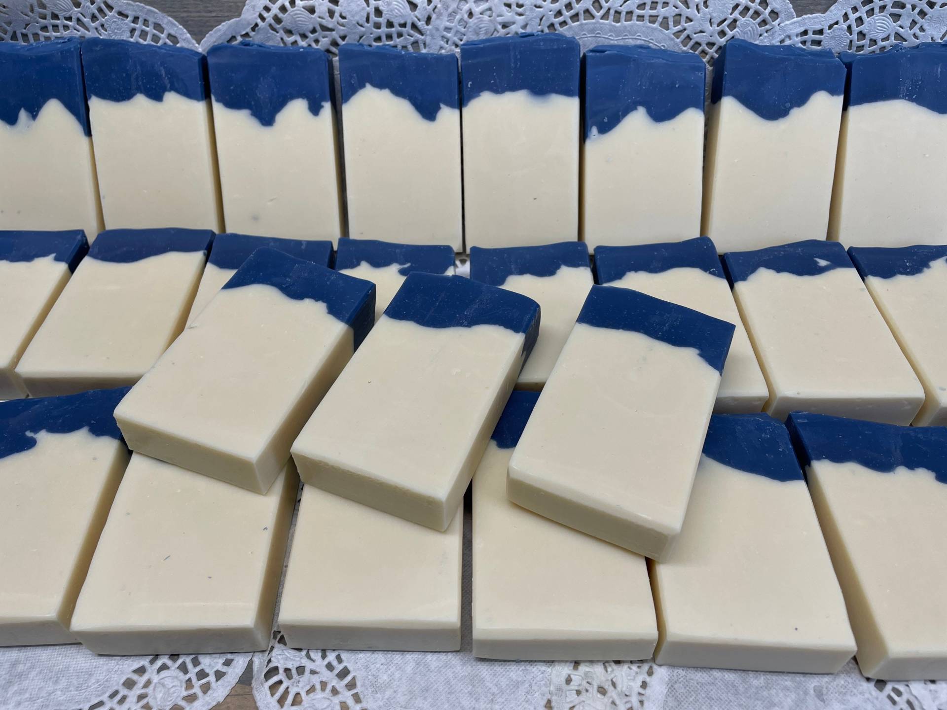 Tante Pat's Seife 150 Ml., Sanfte Seife. Bubbly Soap, Cremige Seife, Ein Dup Duft Von Dove Soap von Etsy - SwanSoapandSuch