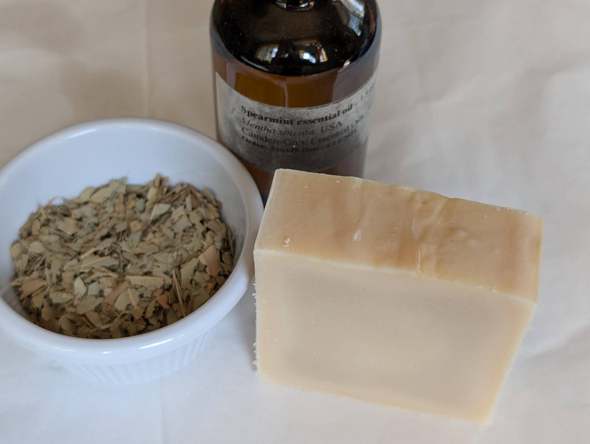 Vegane Hanf Shampoo Seife, Eukalyptus Minze Vegane Hanf Shampoo Seife, Eukalyptus Minze von Etsy - SweetCreekSoap