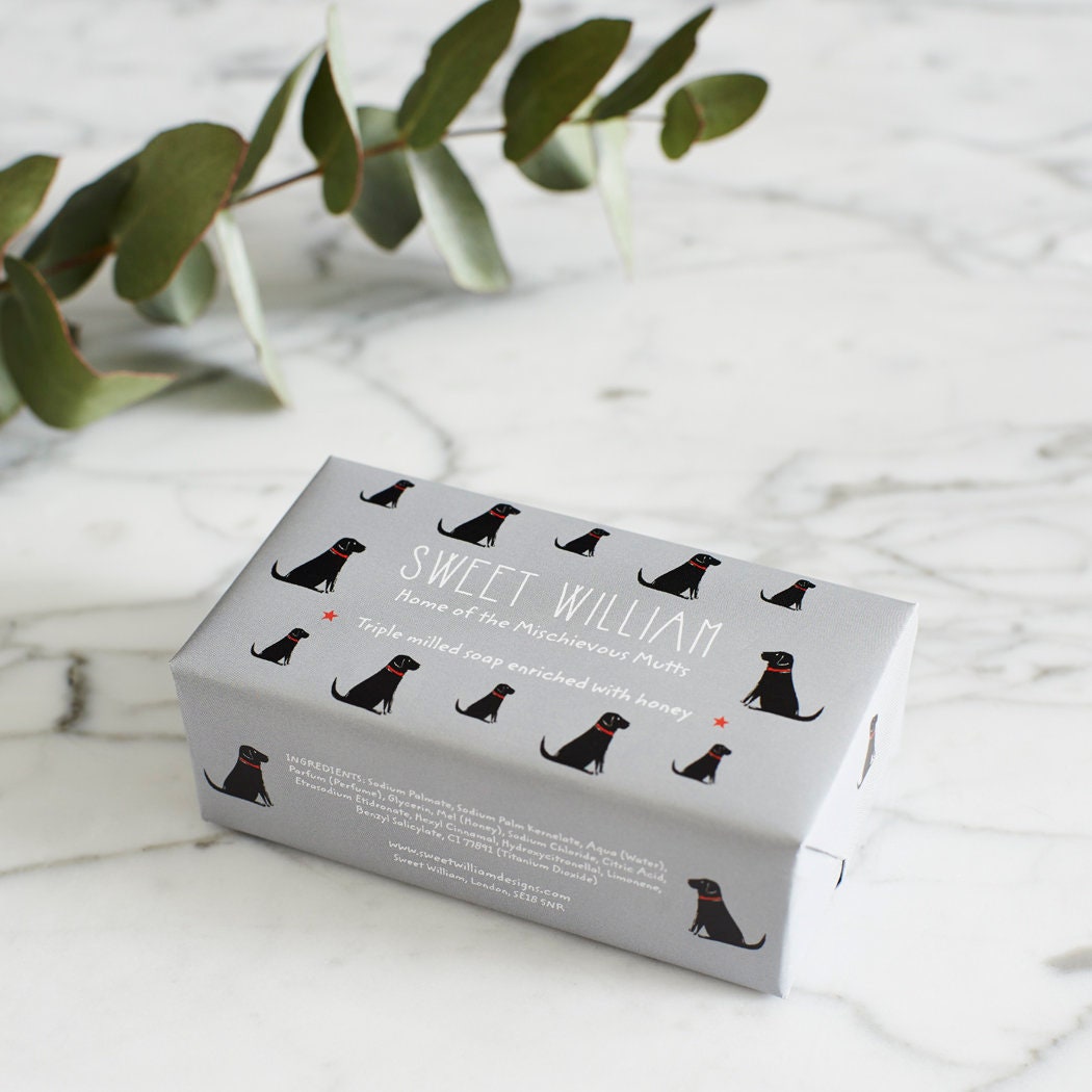 Schwarze Labrador Dreifach Gefräste Seife von Etsy - SweetWilliamLondon