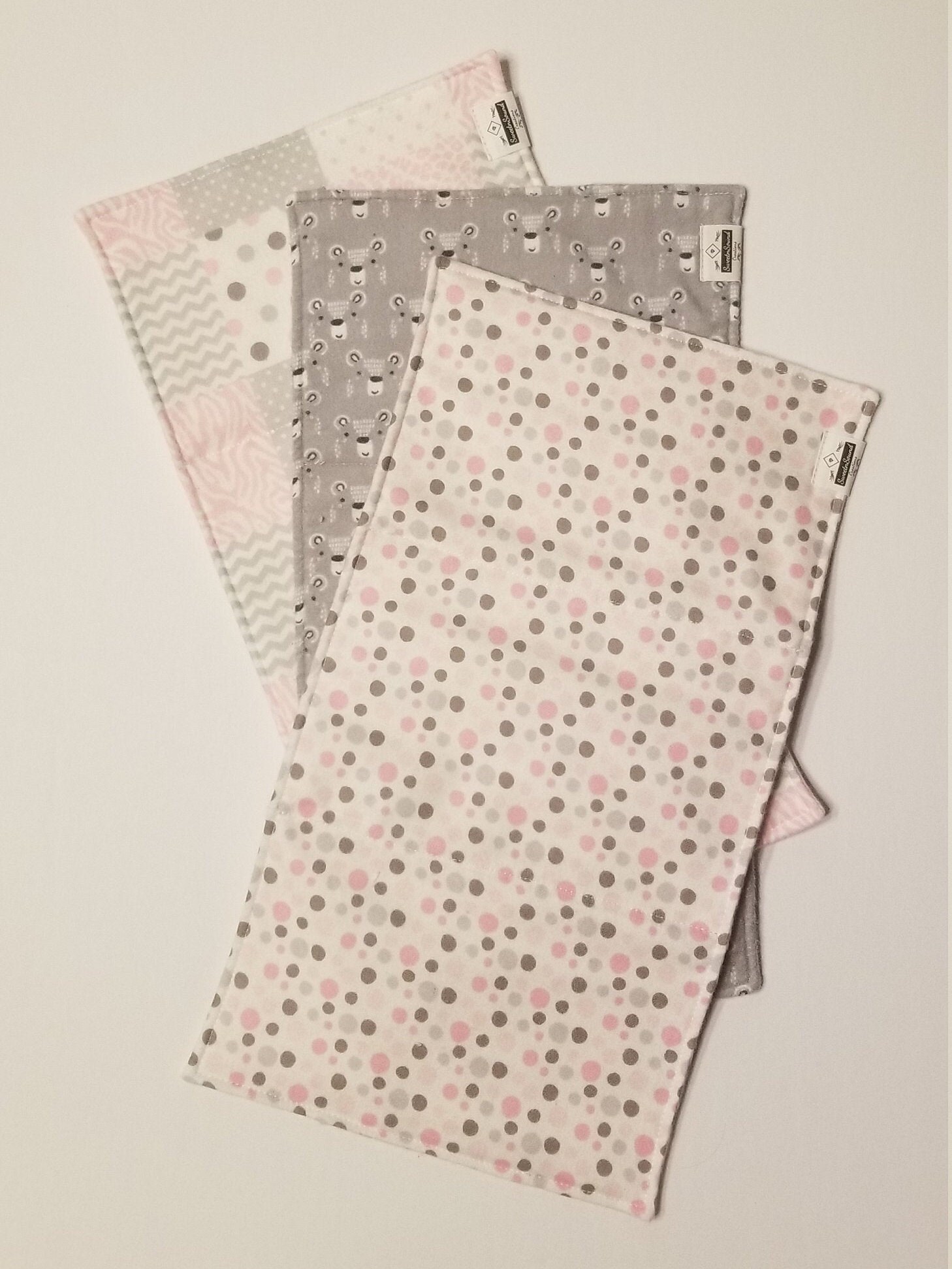 Baby Girl Burp Tücher von Etsy - SweetnSoundCreations